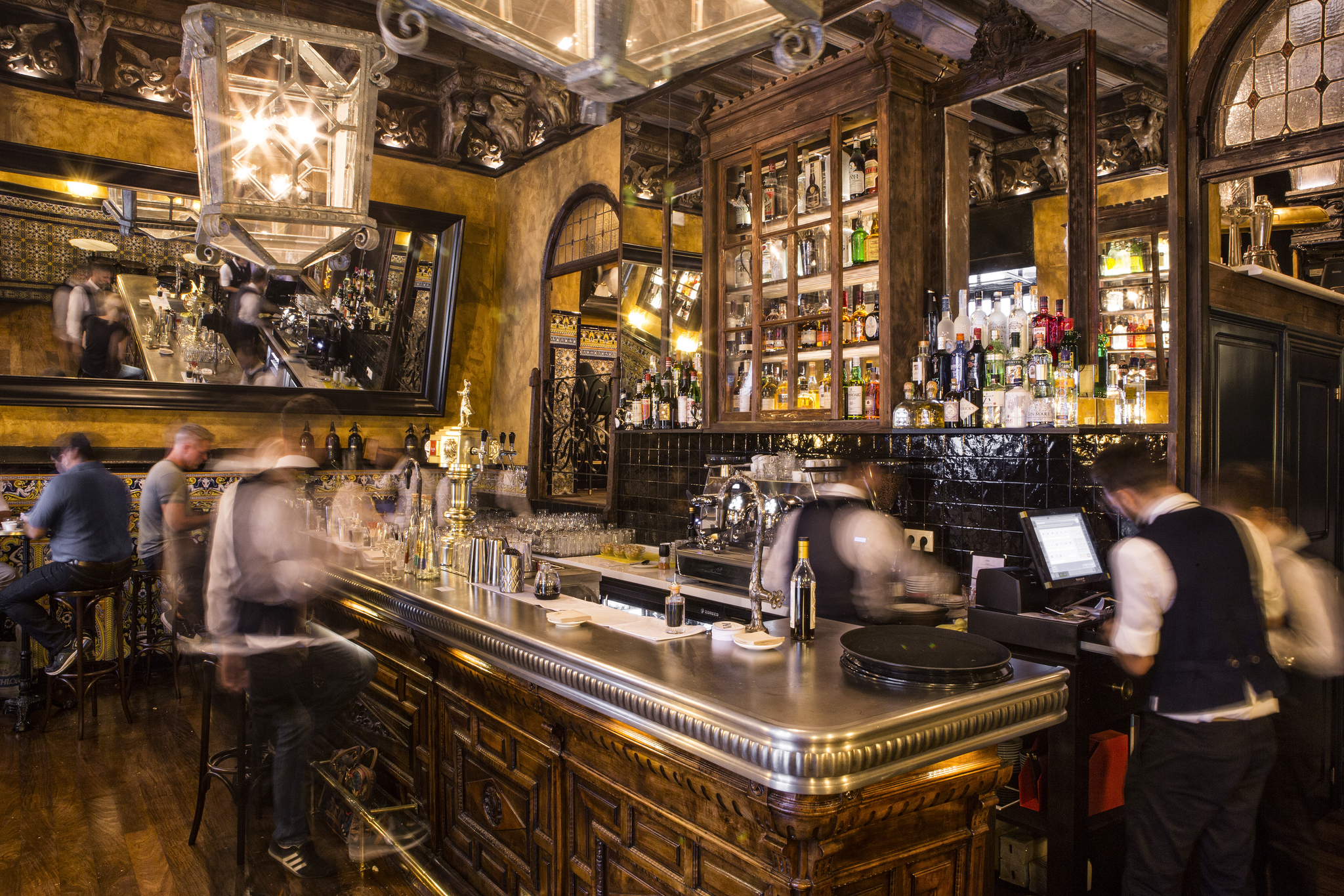 व्हिवा माद्रिद, माद्रिद.