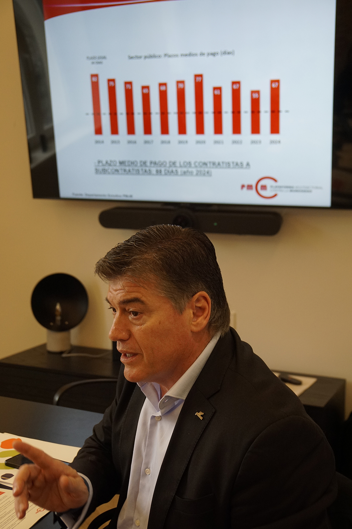El plazo de pago del sector público supera al de las empresas por primera vez desde 2014