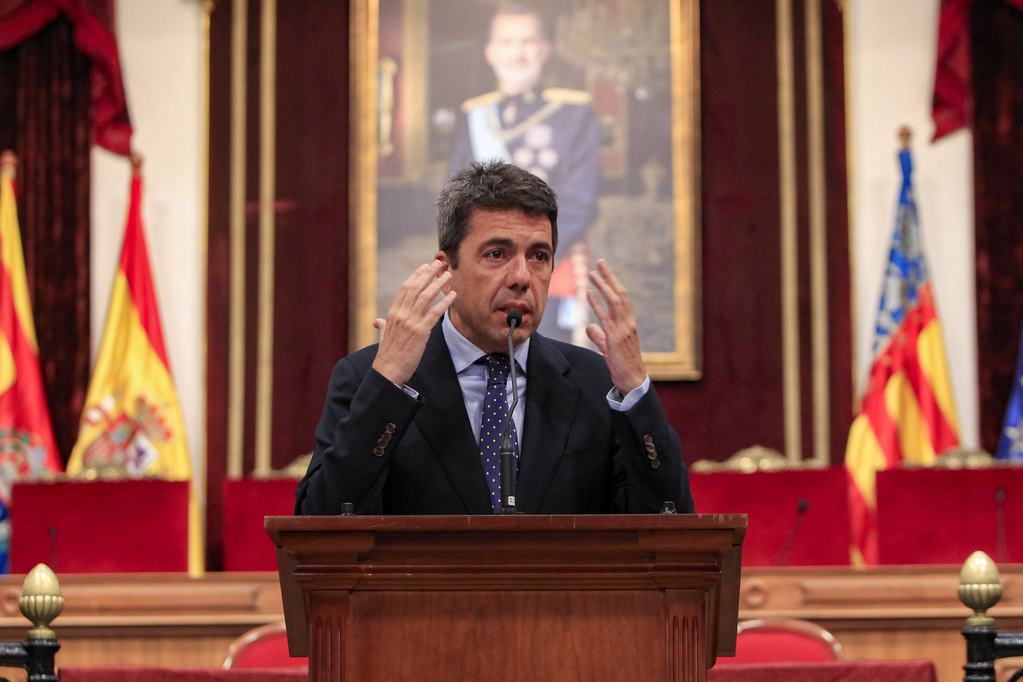 Mazón anuncia un acuerdo con Vox para aprobar los presupuestos de la Generalitat
