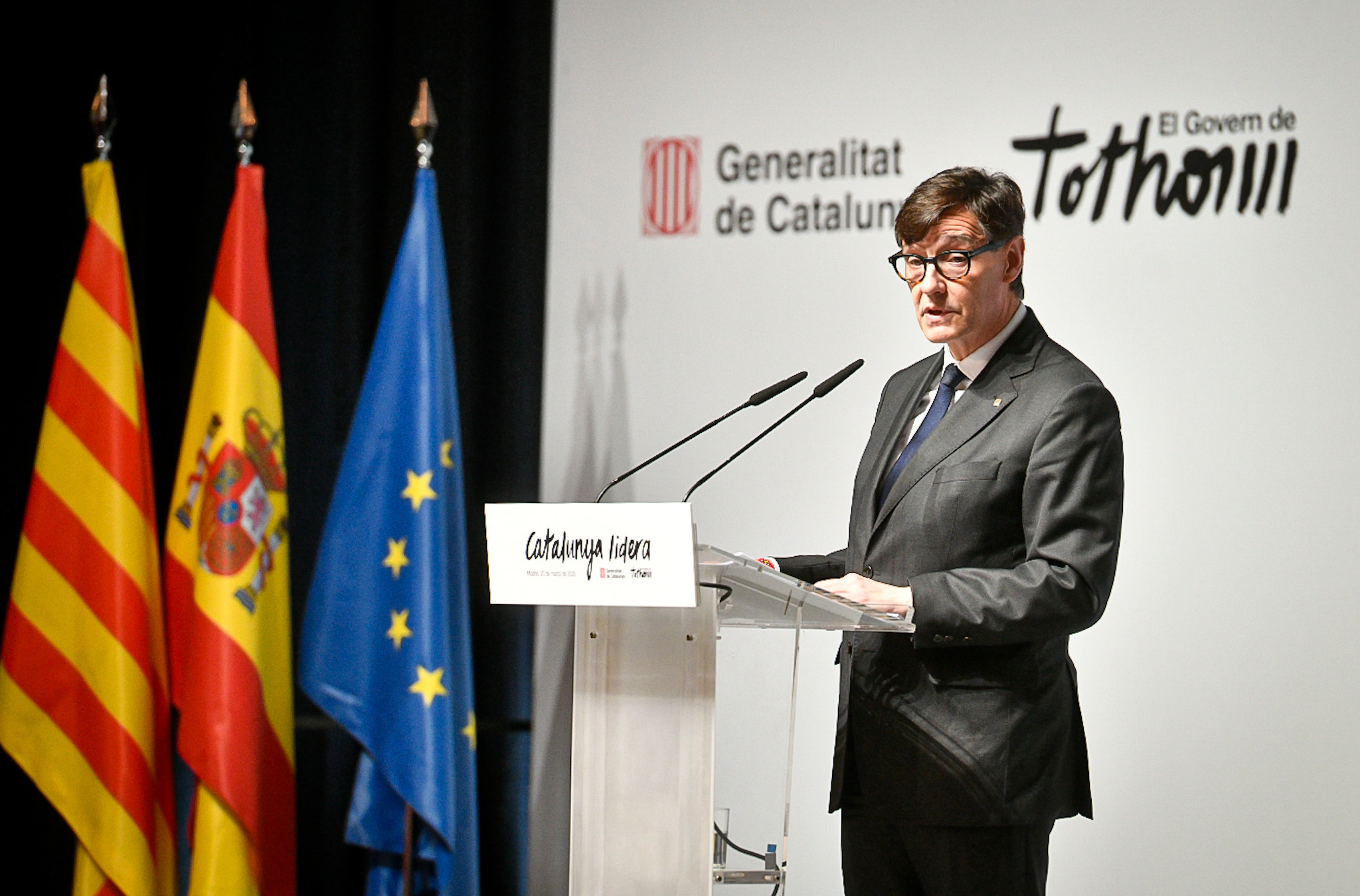 Illa: «Cataluña supera los 300.000 millones de PIB por primera vez en su historia»