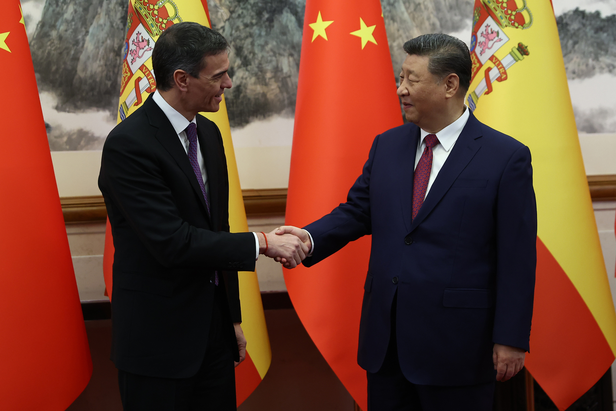 China avisa de represalias a aquellos países que pacten con Trump en contra de sus intereses