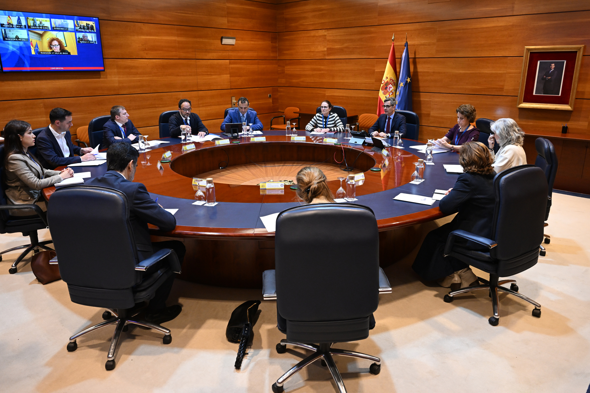 El Gobierno evalúa la vuelta a la normalidad tras el apagón y pide más información a las eléctricas