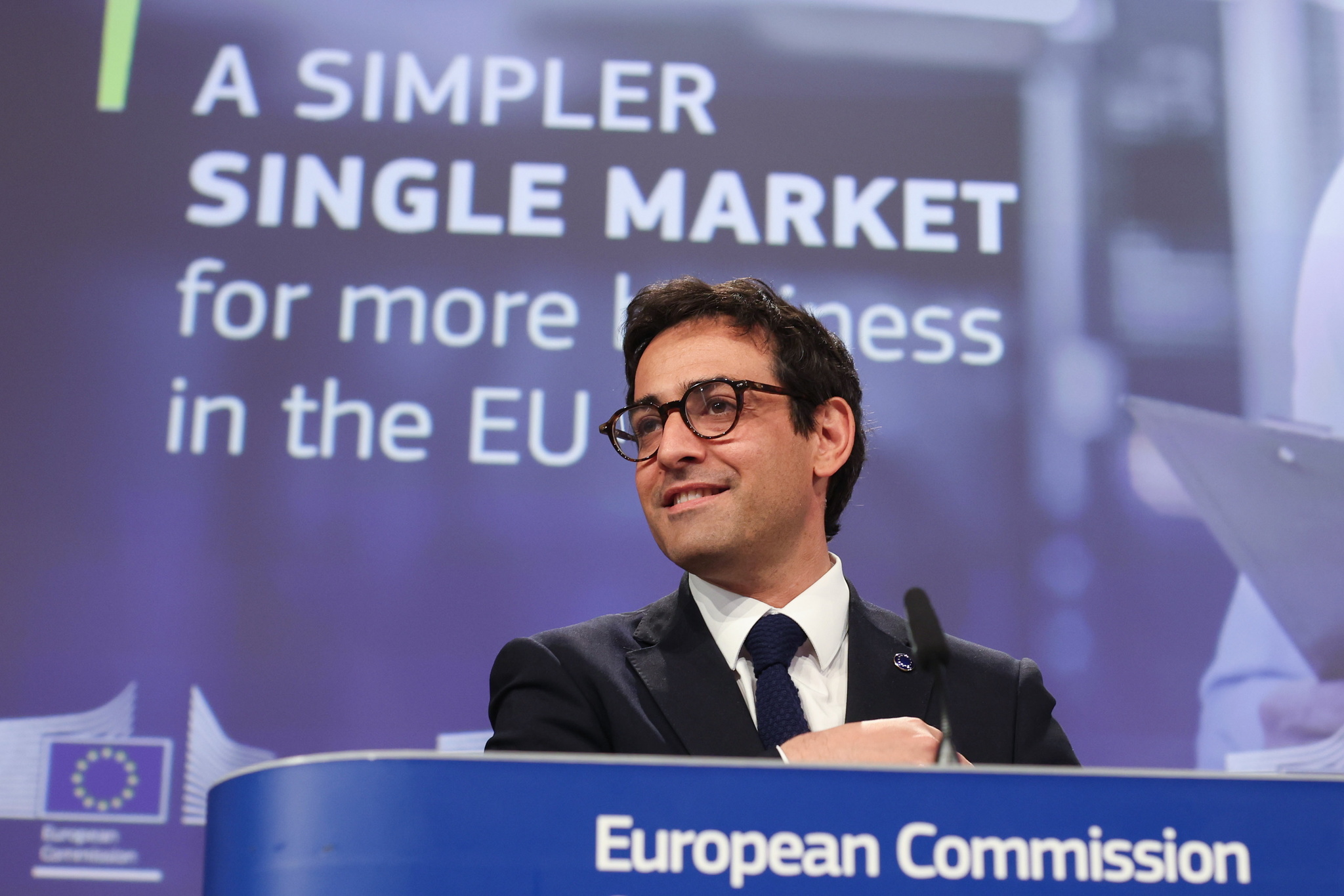 Bruselas crea una nueva categoría de empresa a la que alivia la carga regulatoria