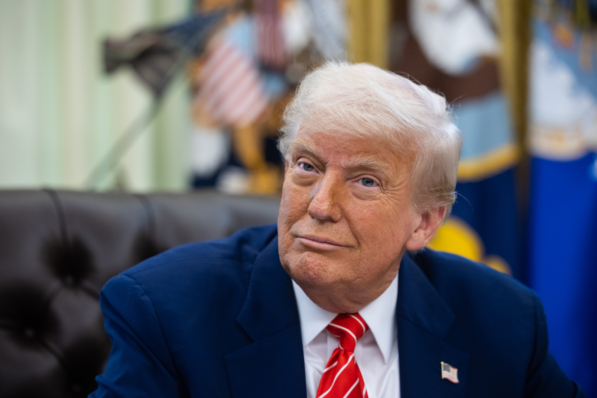 Trump anuncia que subirá del 25% al 50% los aranceles sobre el acero y el aluminio