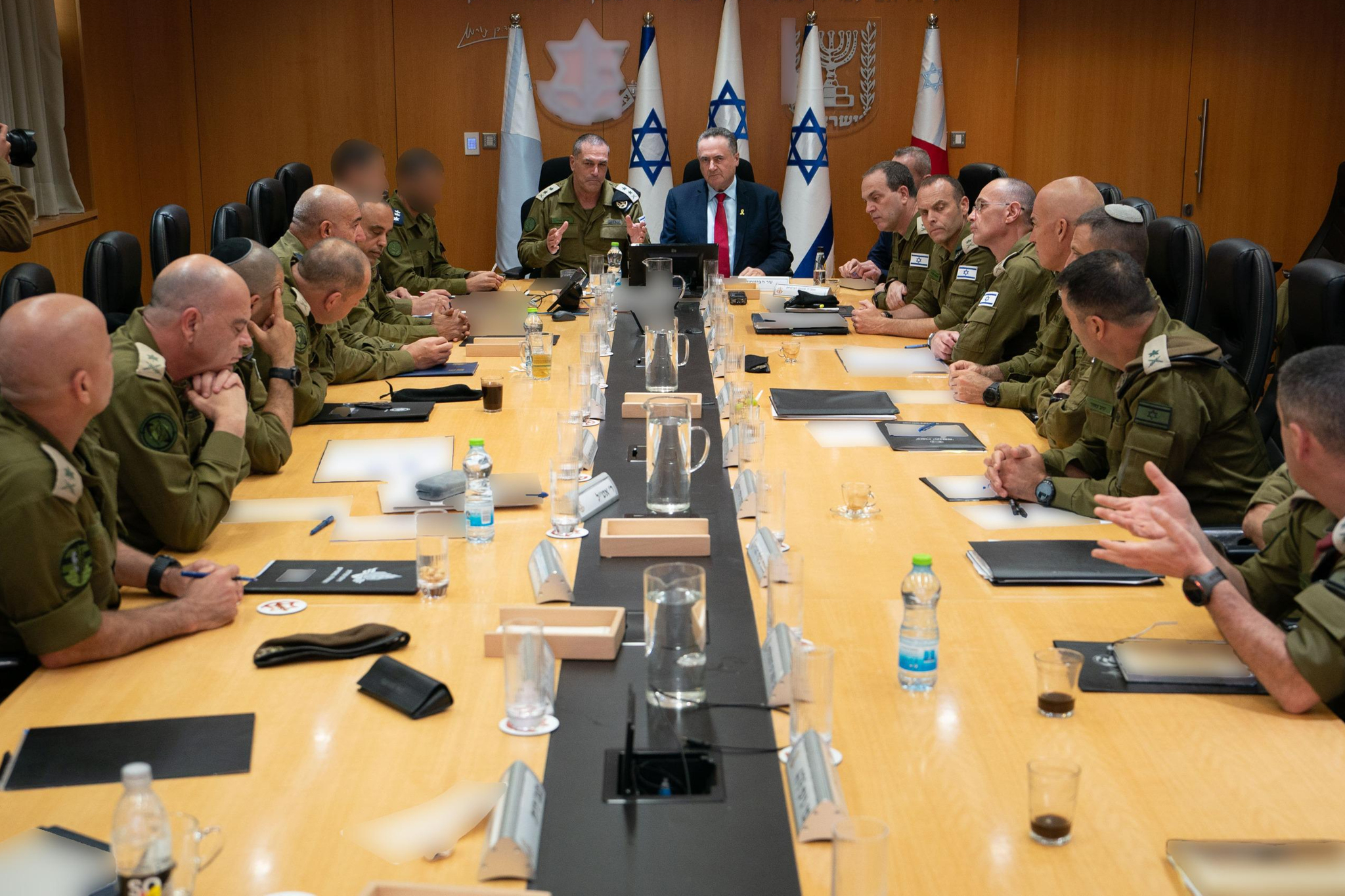 Israel lanza nuevos ataques y asegura que «Teherán arderá» si Irán sigue lanzando misiles