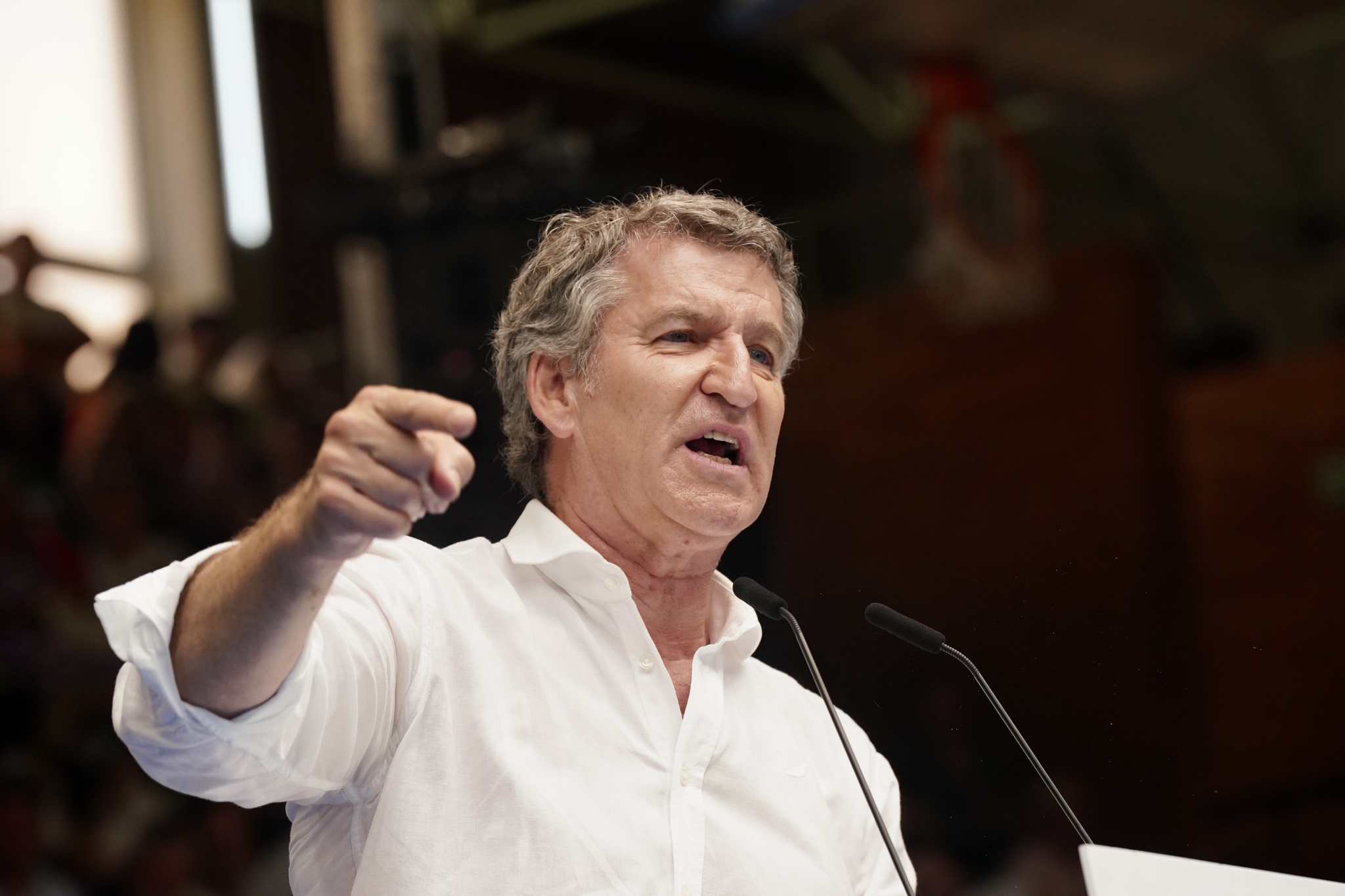 El PP se propone acabar con  la ‘maldición del empleado 50’