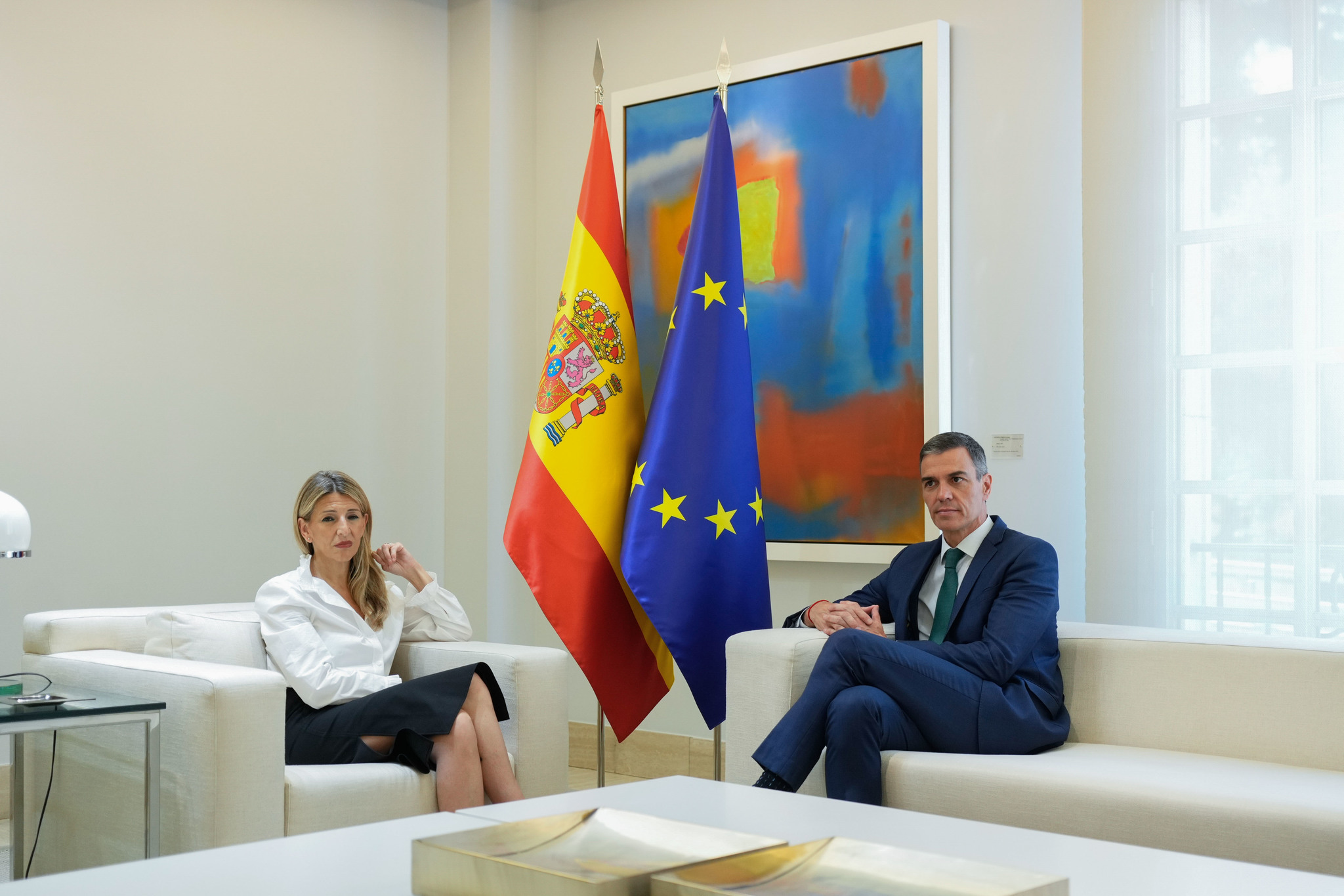 El Gobierno y sus socios se distancian en la reacción ante los bombardeos de EEUU