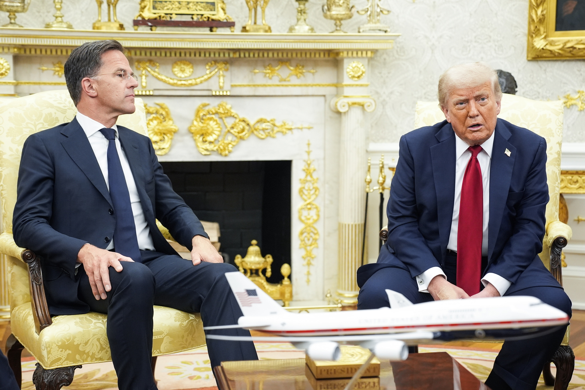 Trump, «abierto a hablar» con la UE antes de la entrada en vigor de los aranceles