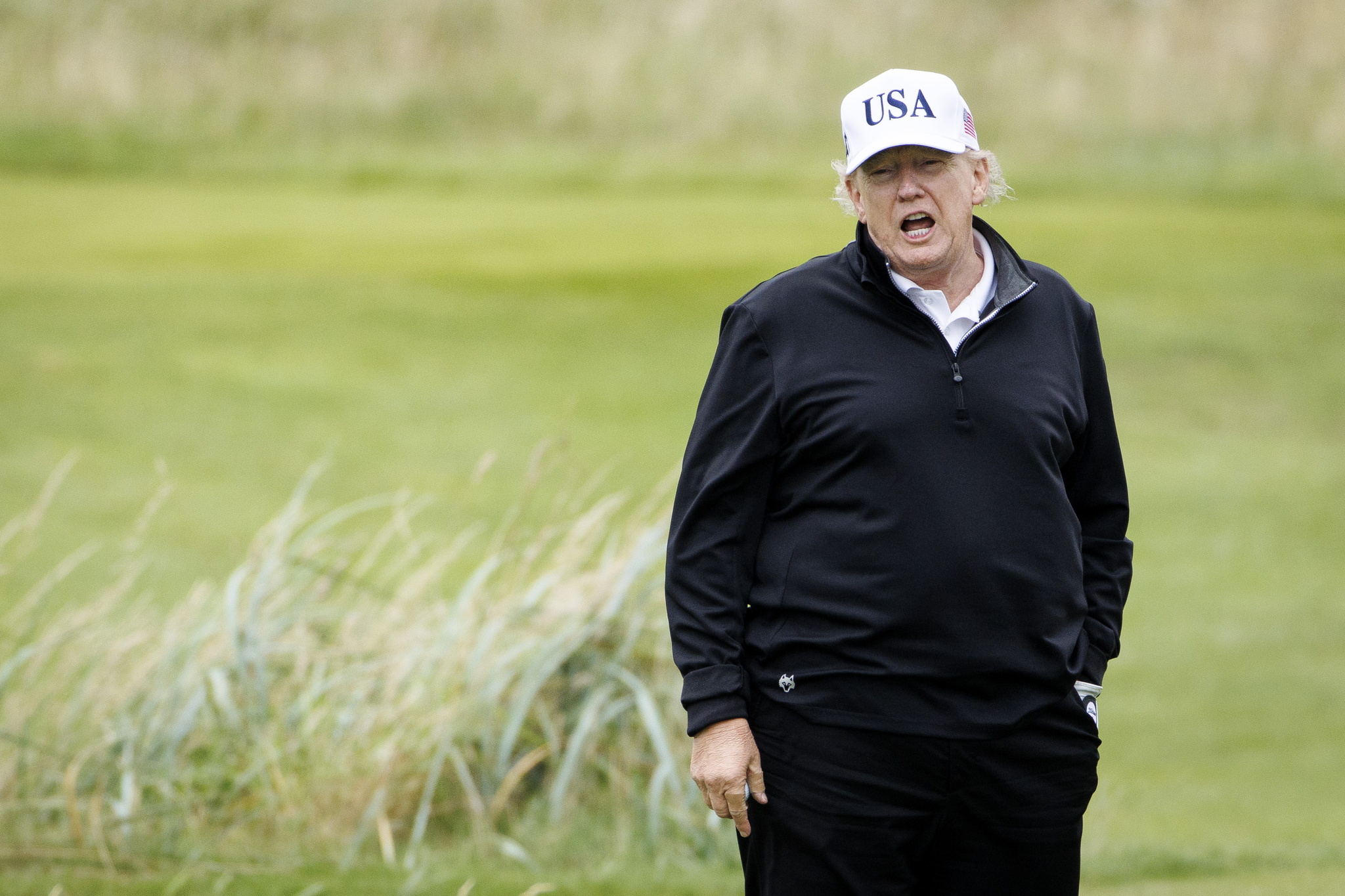 Trump insiste en «la falta de equidad» en el comercio con la UE y en que «habrá aranceles si no hay acuerdo»