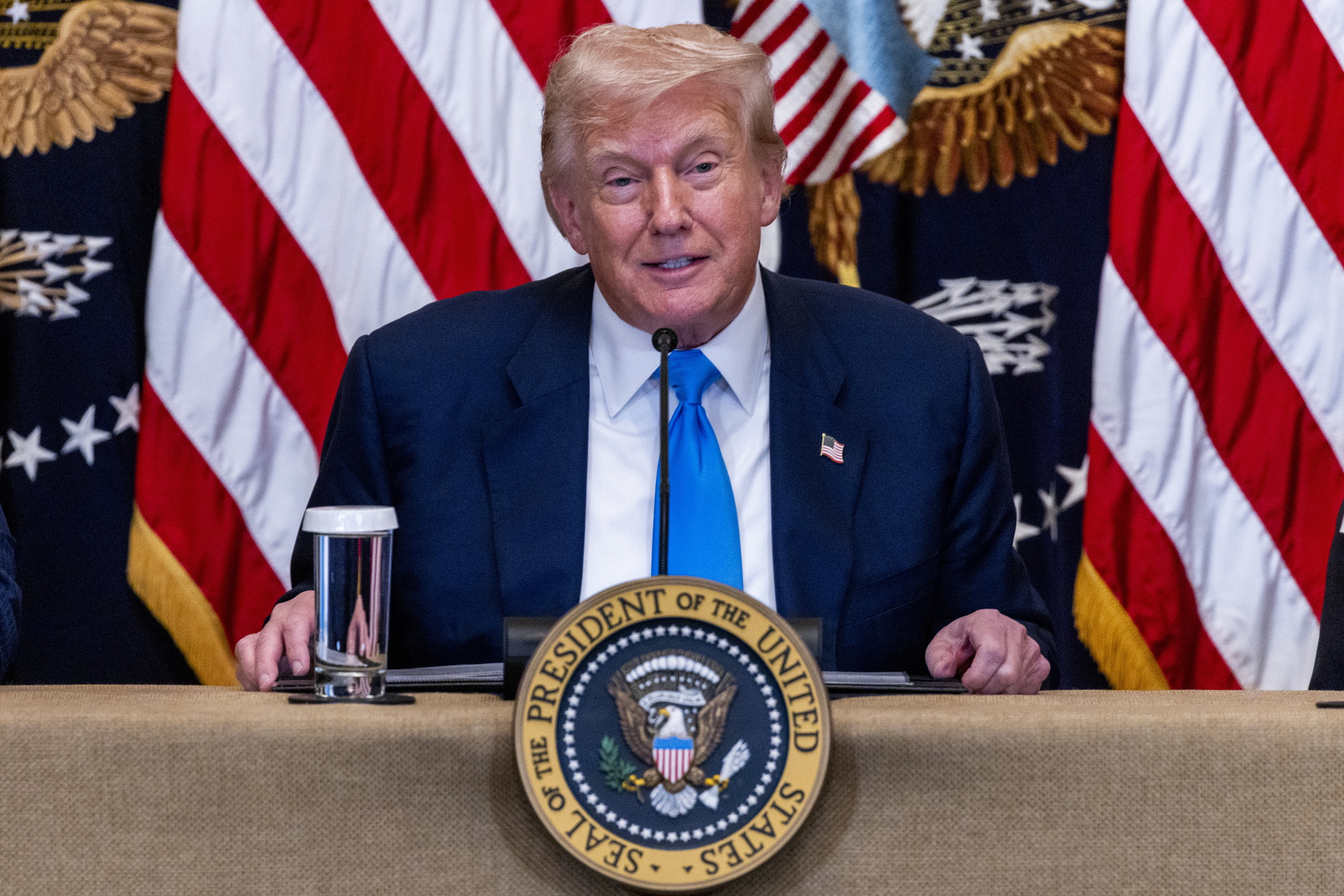 Trump da 60 días a 17 farmacéuticas para poner el precio más bajo a nuevos medicamentos