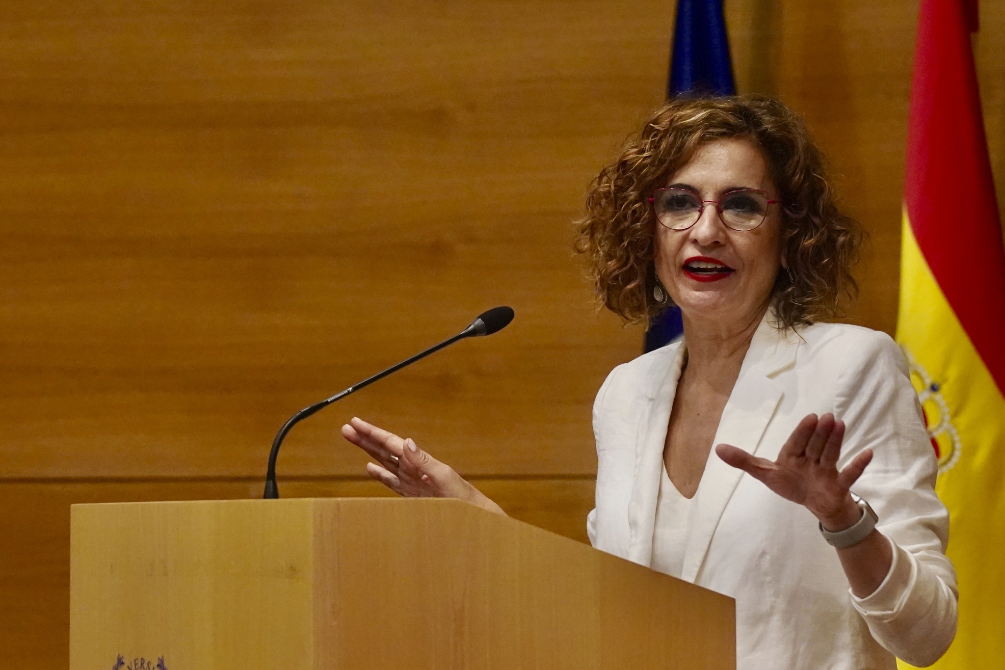 La recaudación deja 12.000 millones extra en el primer semestre, un 10% más