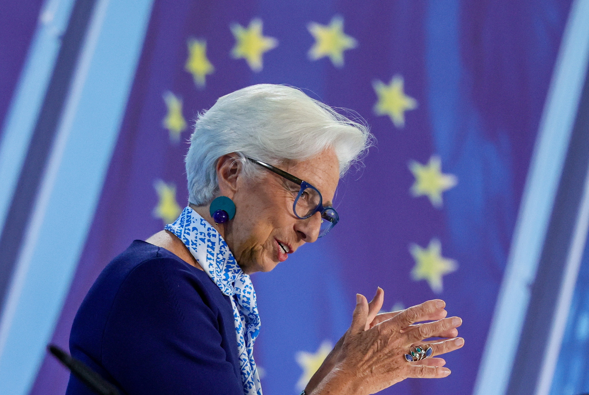 Lagarde anticipa una desaceleración de la eurozona