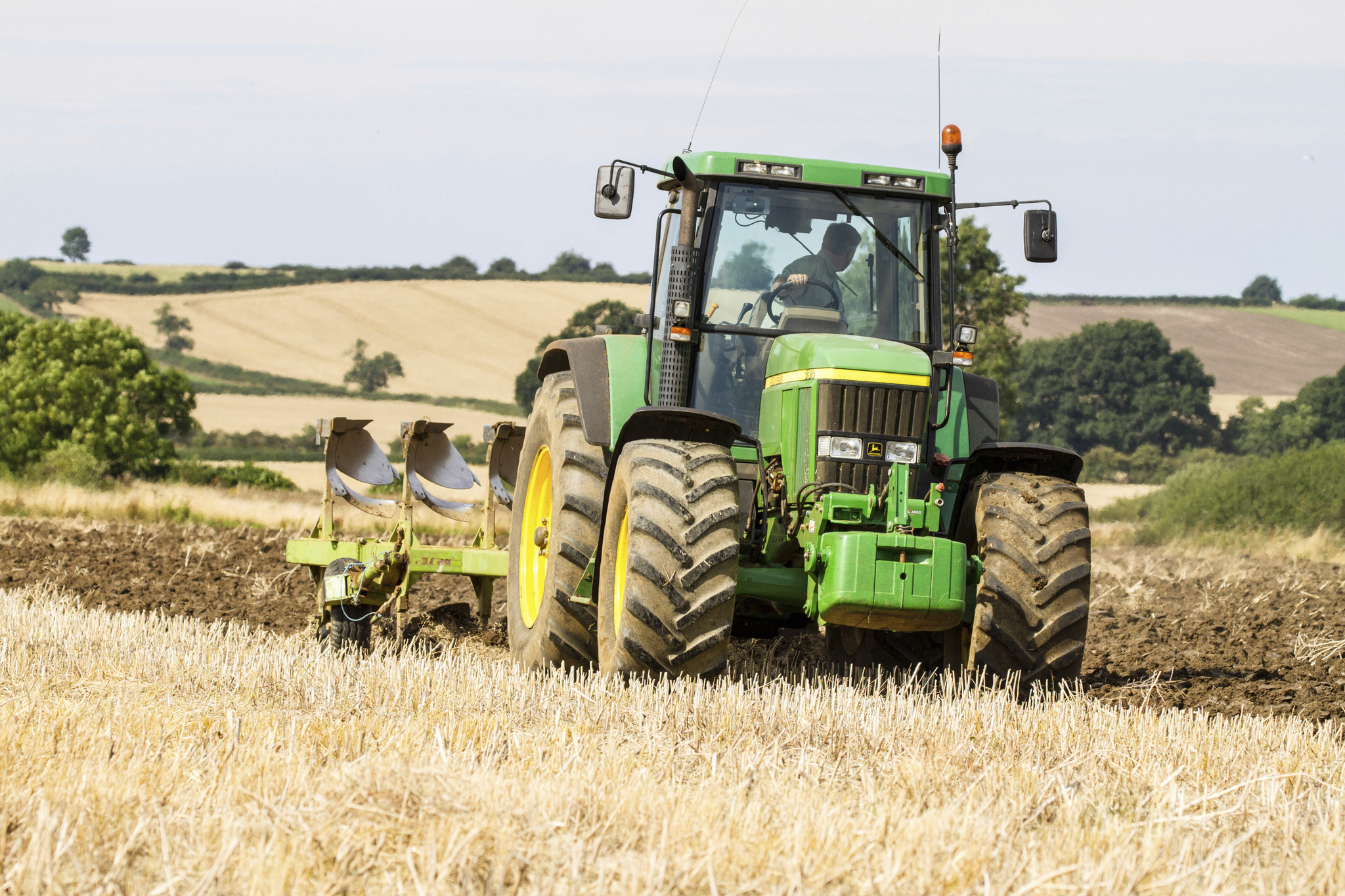 Agricultura, comercio y manufacturas, los sectores más castigados por el alza de costes