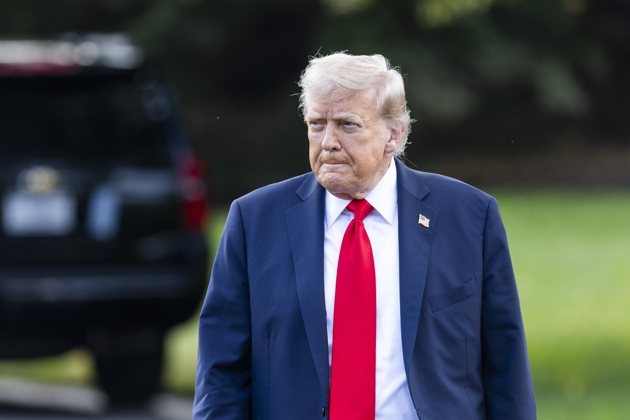 Las empresas de EEUU deberían presentar resultados cada seis meses, según Trump