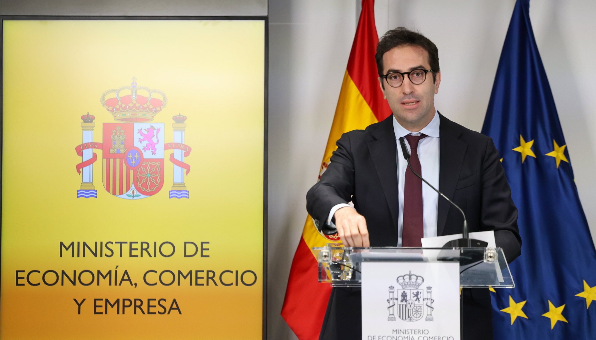 El Gobierno aprueba el embargo de armas y combustible militar a Israel