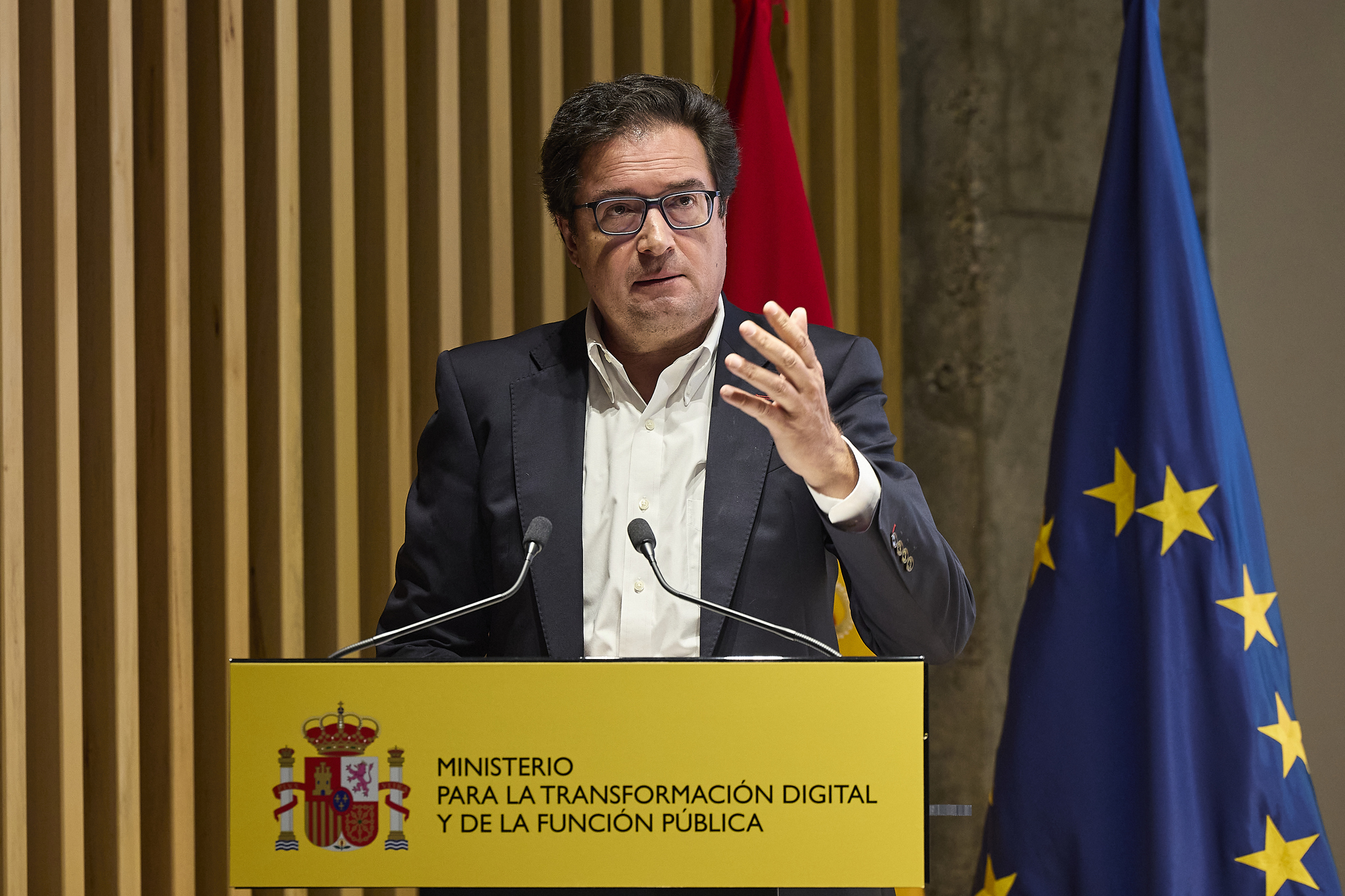 Función Pública vincula la subida salarial de los funcionarios al «desbloqueo» de los Presupuestos