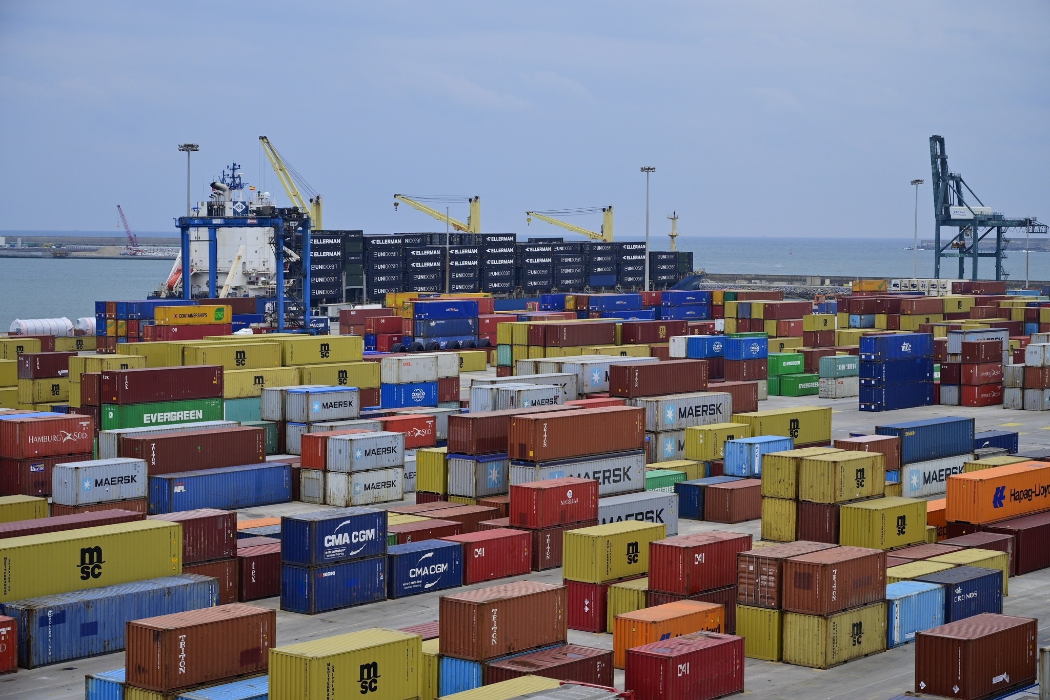 Los nuevos aranceles hunden un 29% las exportaciones vascas