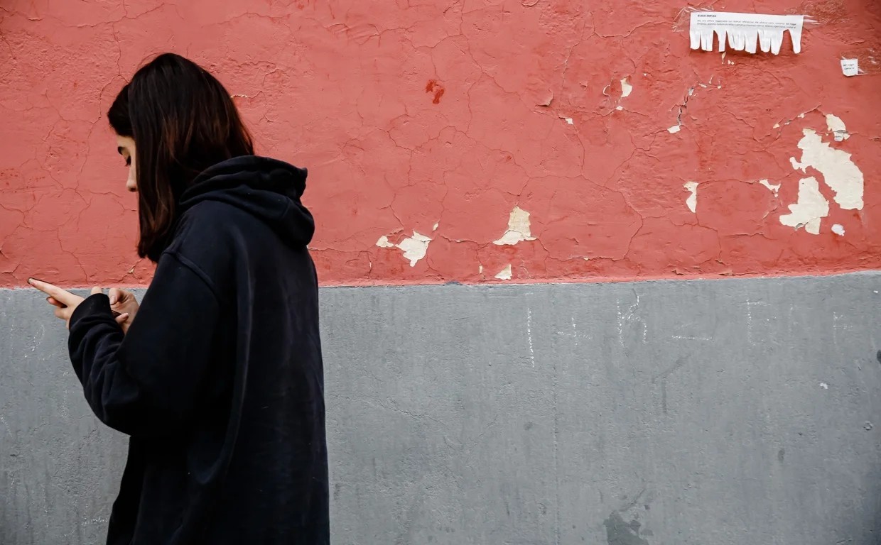 Casi el 90% de los nuevos parados son menores de 25 años, y su tasa más que duplica la media