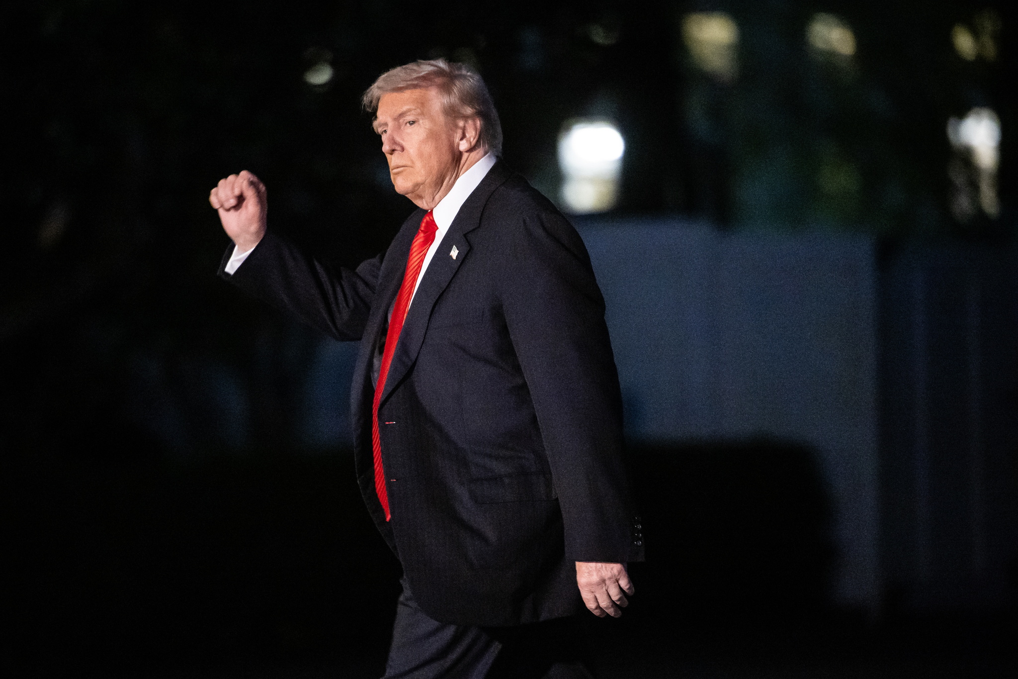 Las empresas presionan a la Corte Suprema para que anule los poderes de Trump para imponer aranceles de emergencia