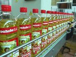 El dueño de Coosur y La Española reduce su beneficio a la mitad