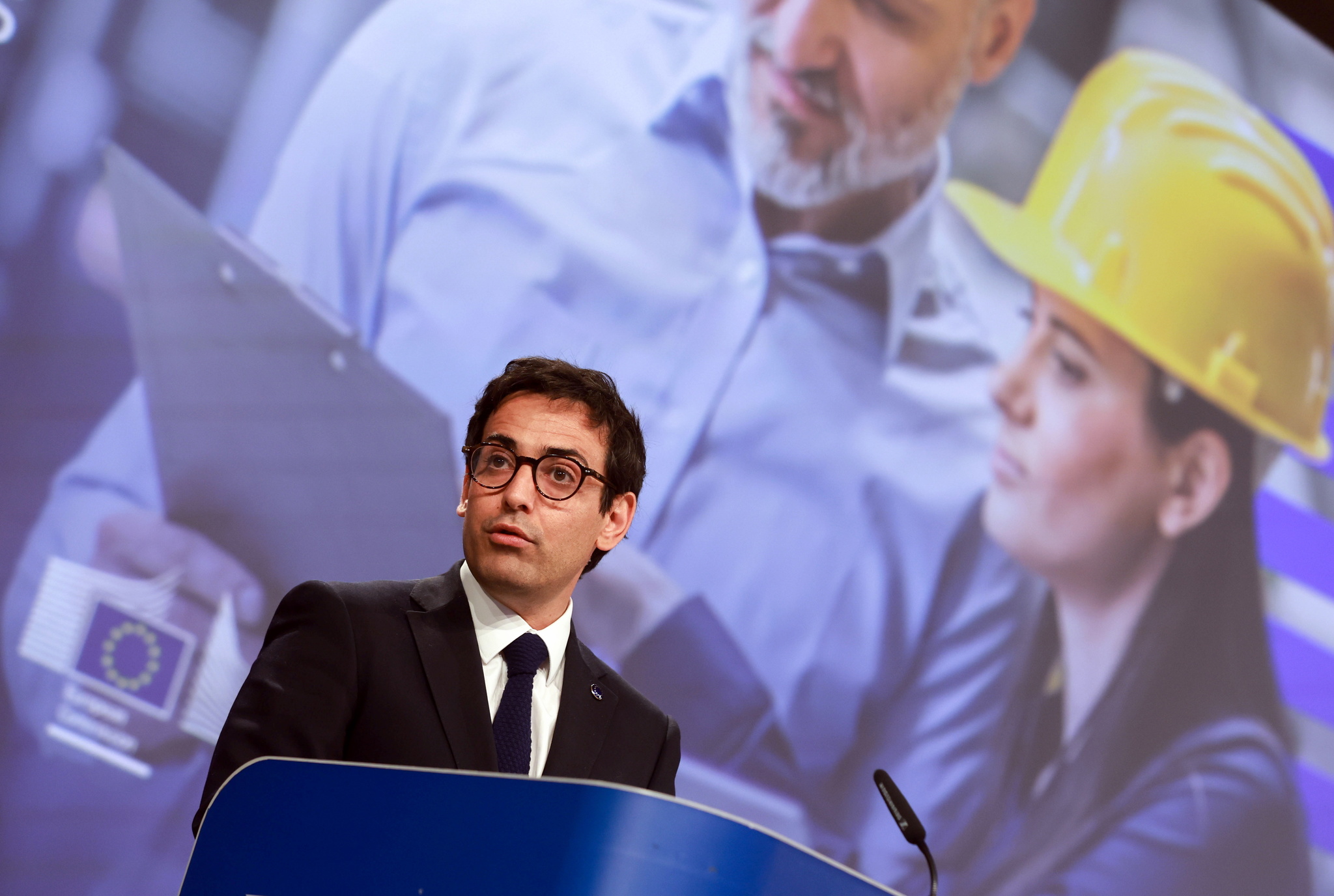 La UE endurecerá la normativa sobre inversiones para hacer frente a China