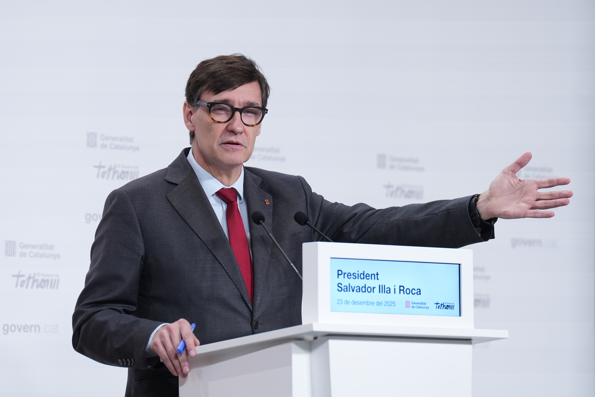 Illa prorroga las cuentas  a la espera de ERC y los comunes
