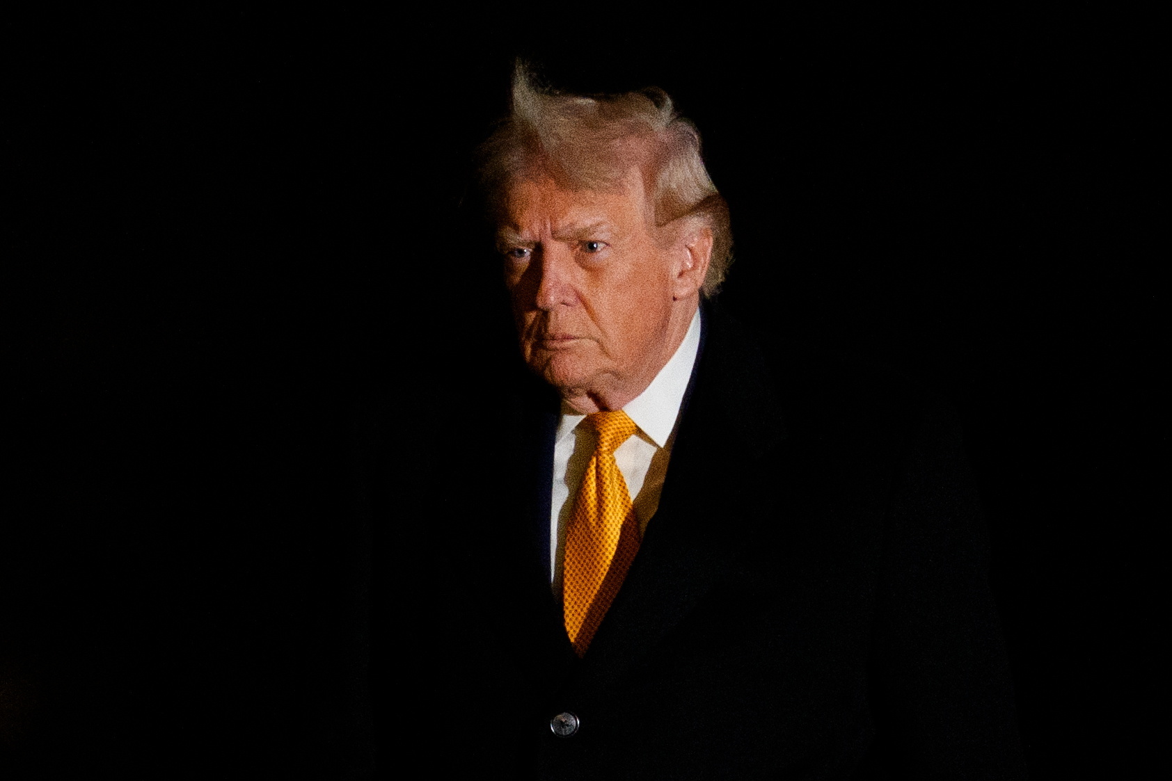 Trump asegura que Venezuela entregará a EEUU hasta 50 millones de barriles de petróleo