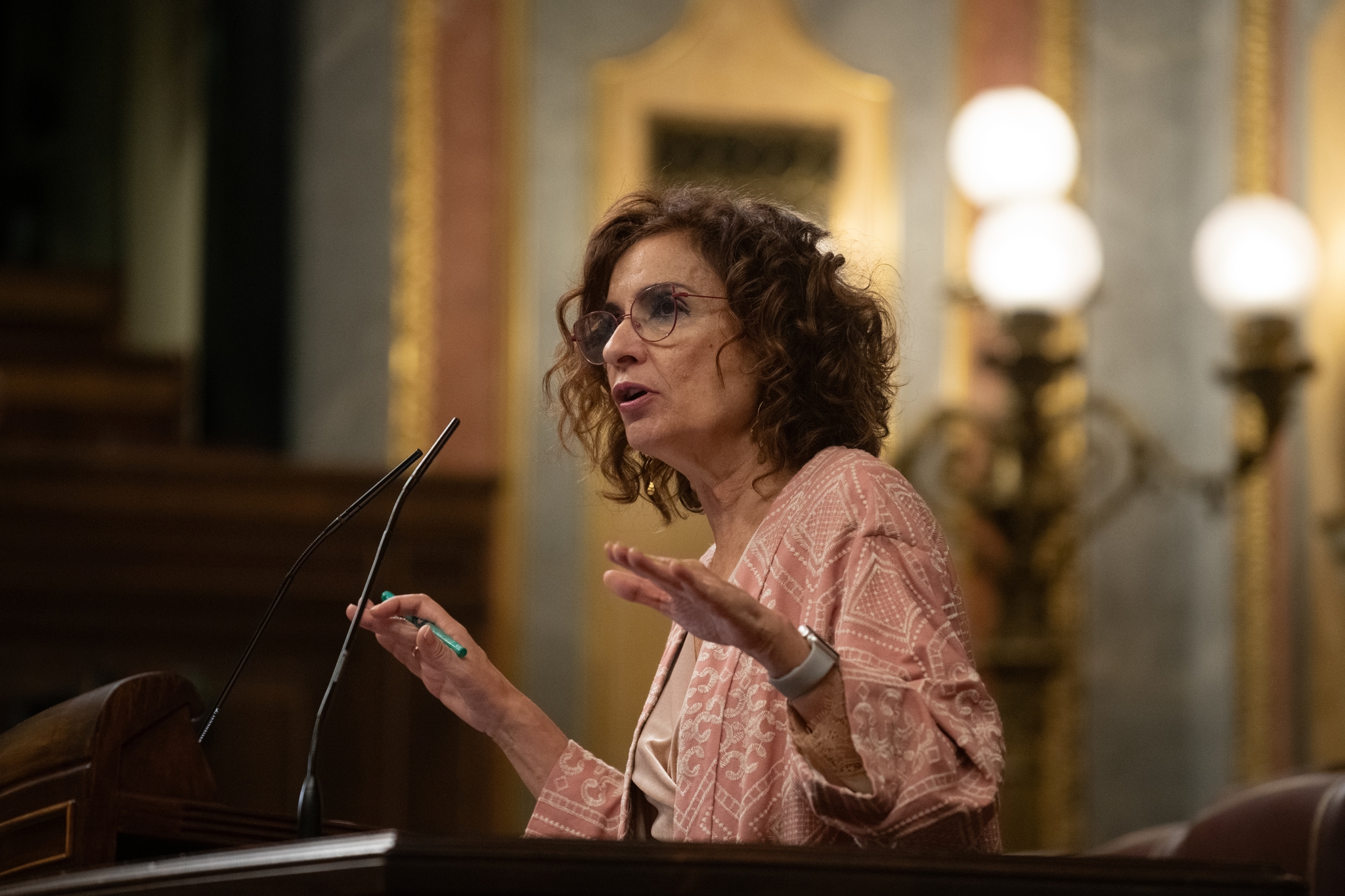 Montero ofrecerá hoy más fondos a todas las CCAA tras pactar la propuesta de financiación autonómica con ERC