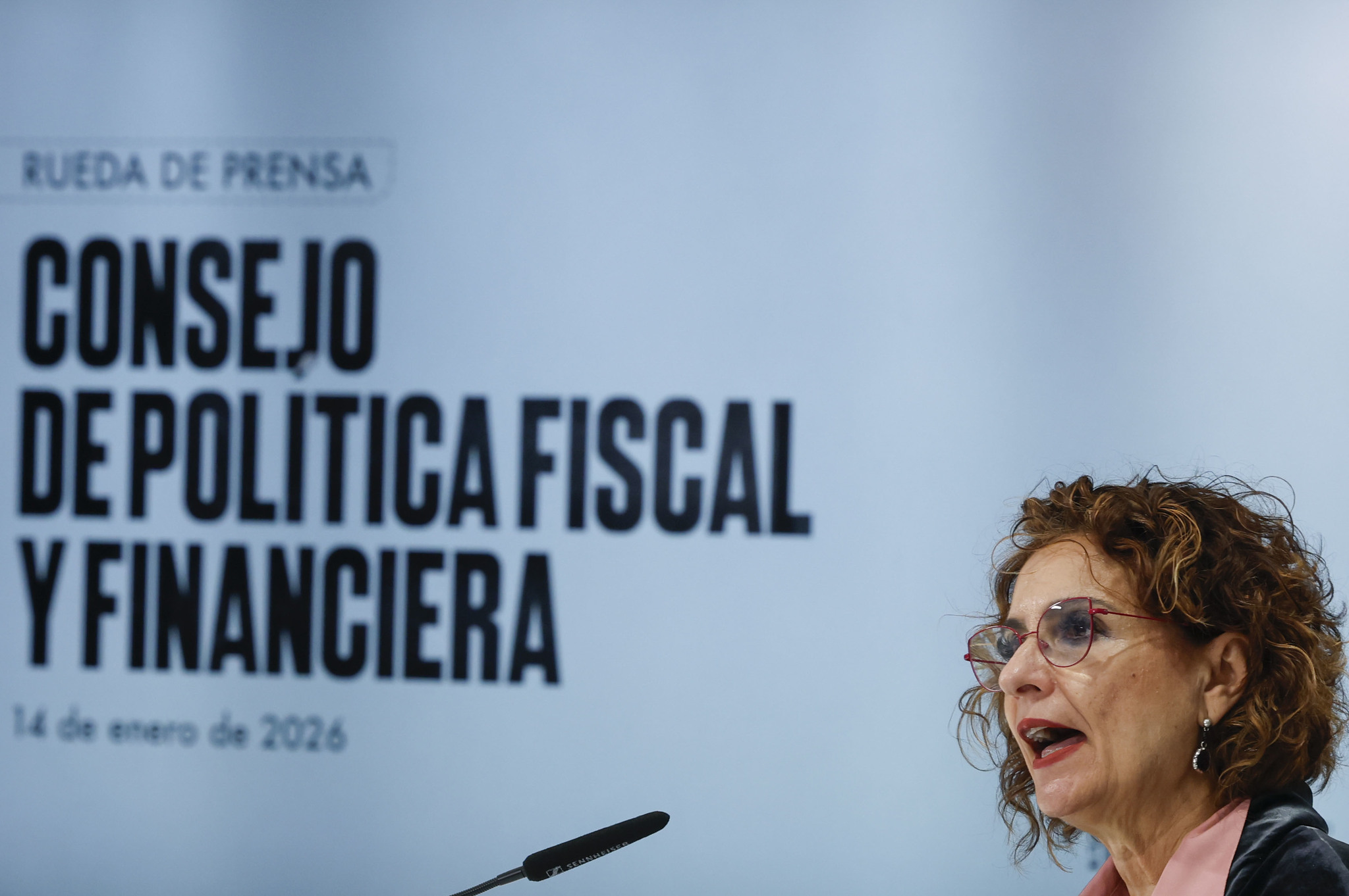 Montero promoverá su reforma de la financiación regional pese al rechazo generalizado de las CCAA