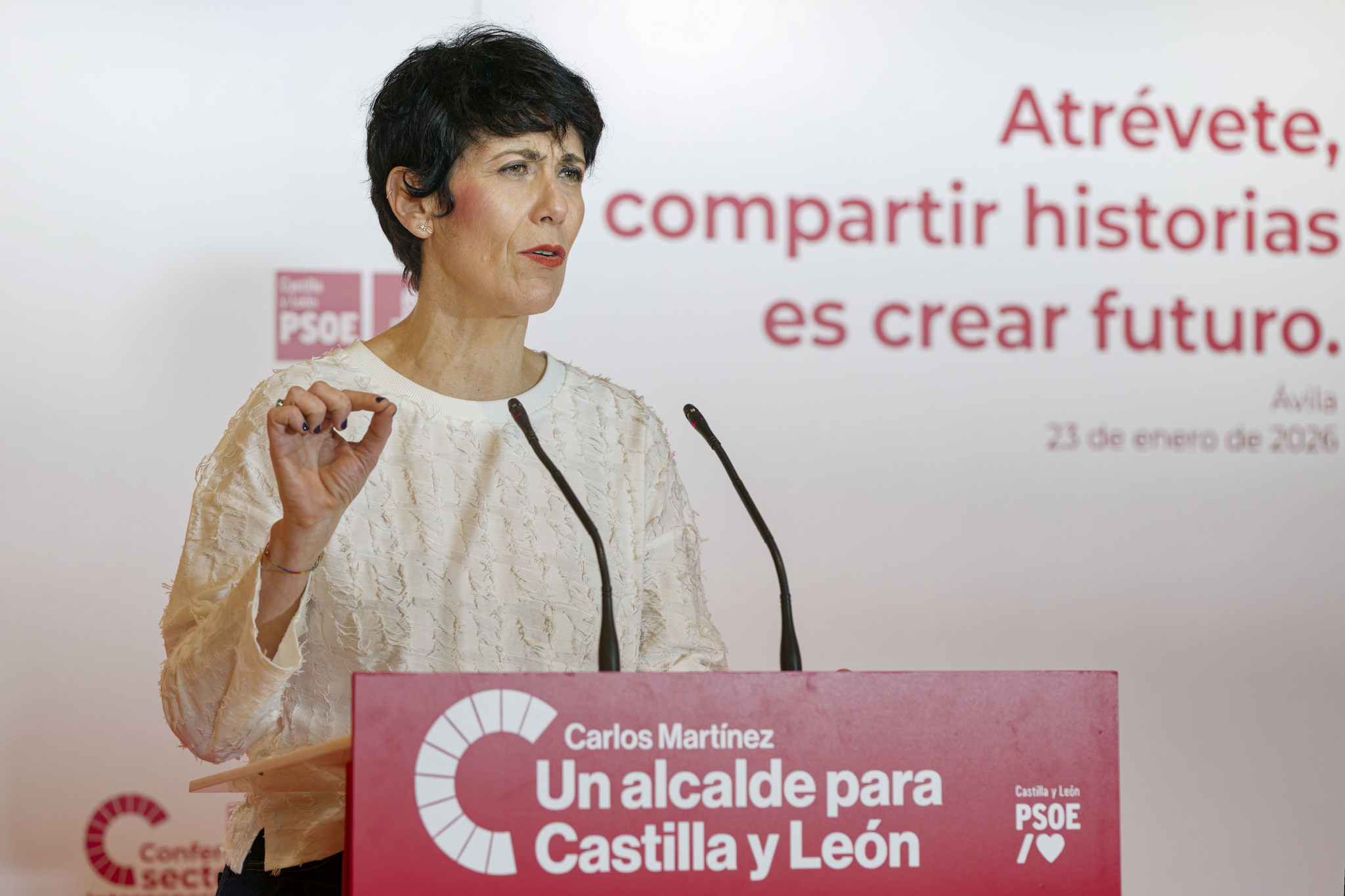 El Gobierno aprobará hoy por decreto la regularización de medio millón de inmigrantes