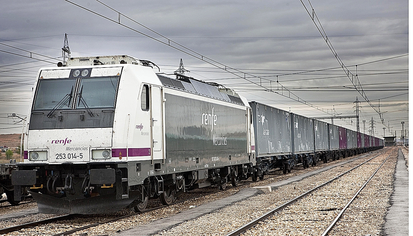 El caos ferroviario en Cataluña paraliza el tráfico internacional de mercancías