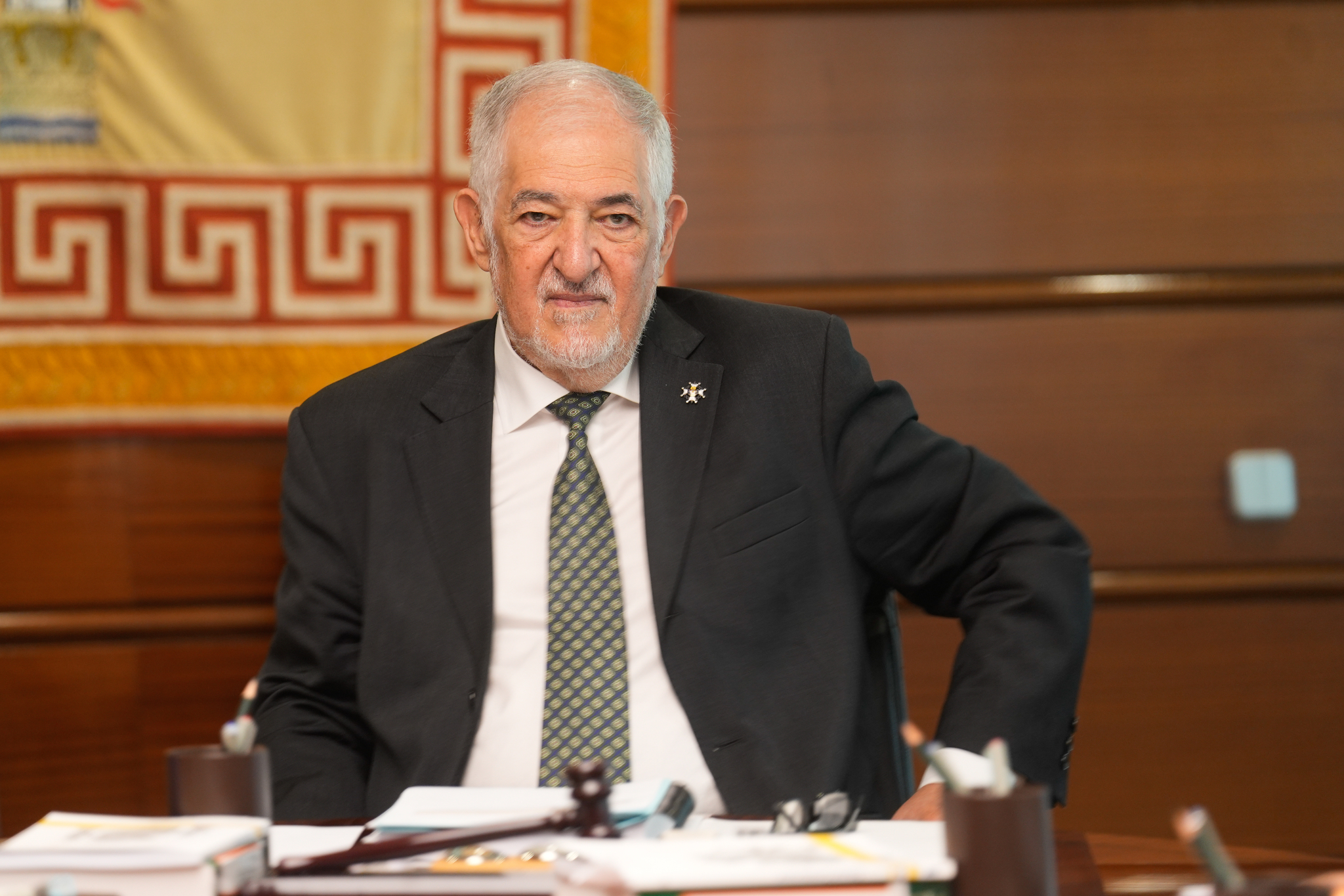 El Tribunal Constitucional tiene que frenar la anomalía presupuestaria