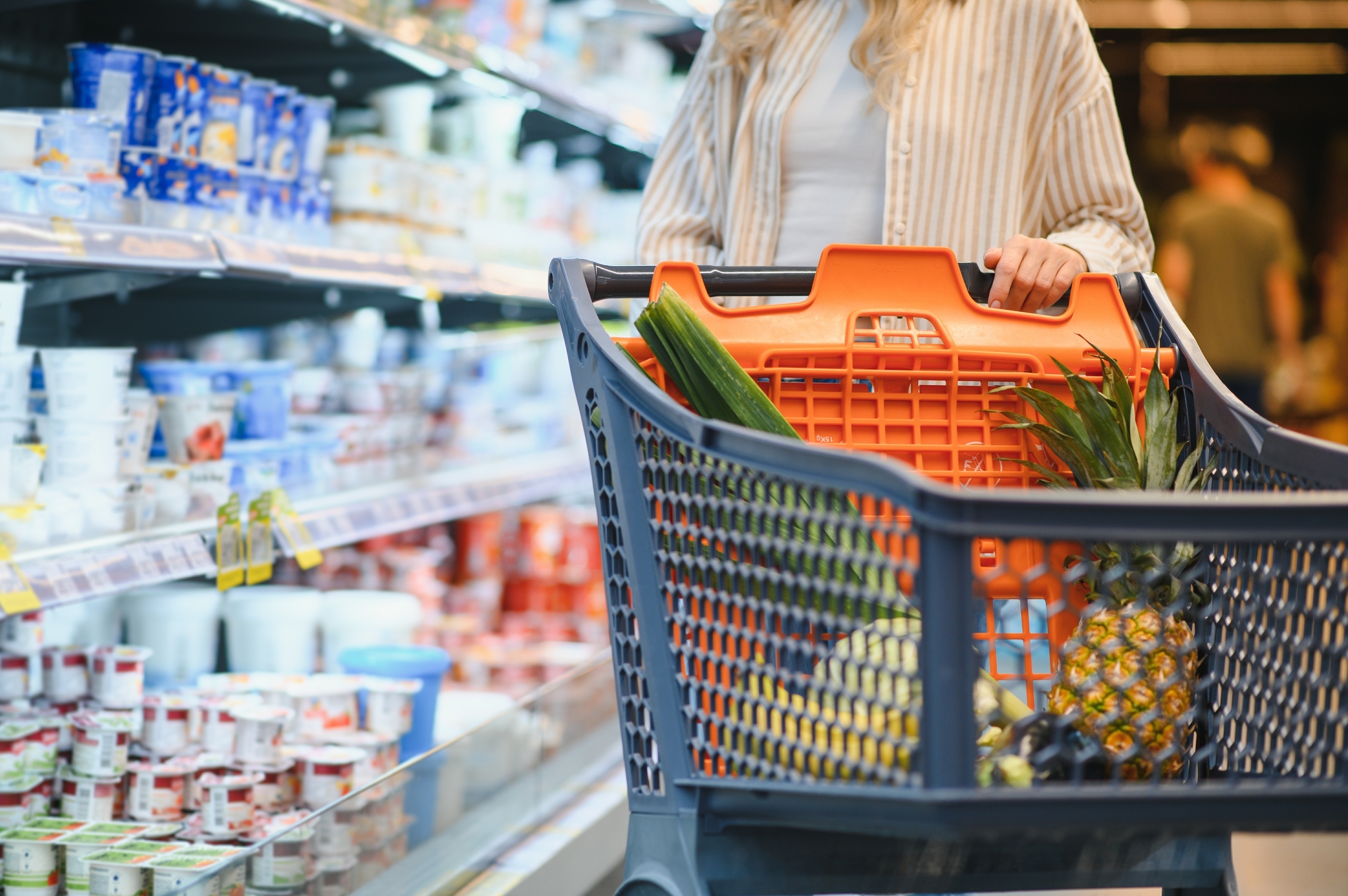 Alimentos en guerra: alarma en el campo, vendedores conteniendo márgenes, consumidores vigilando los precios…