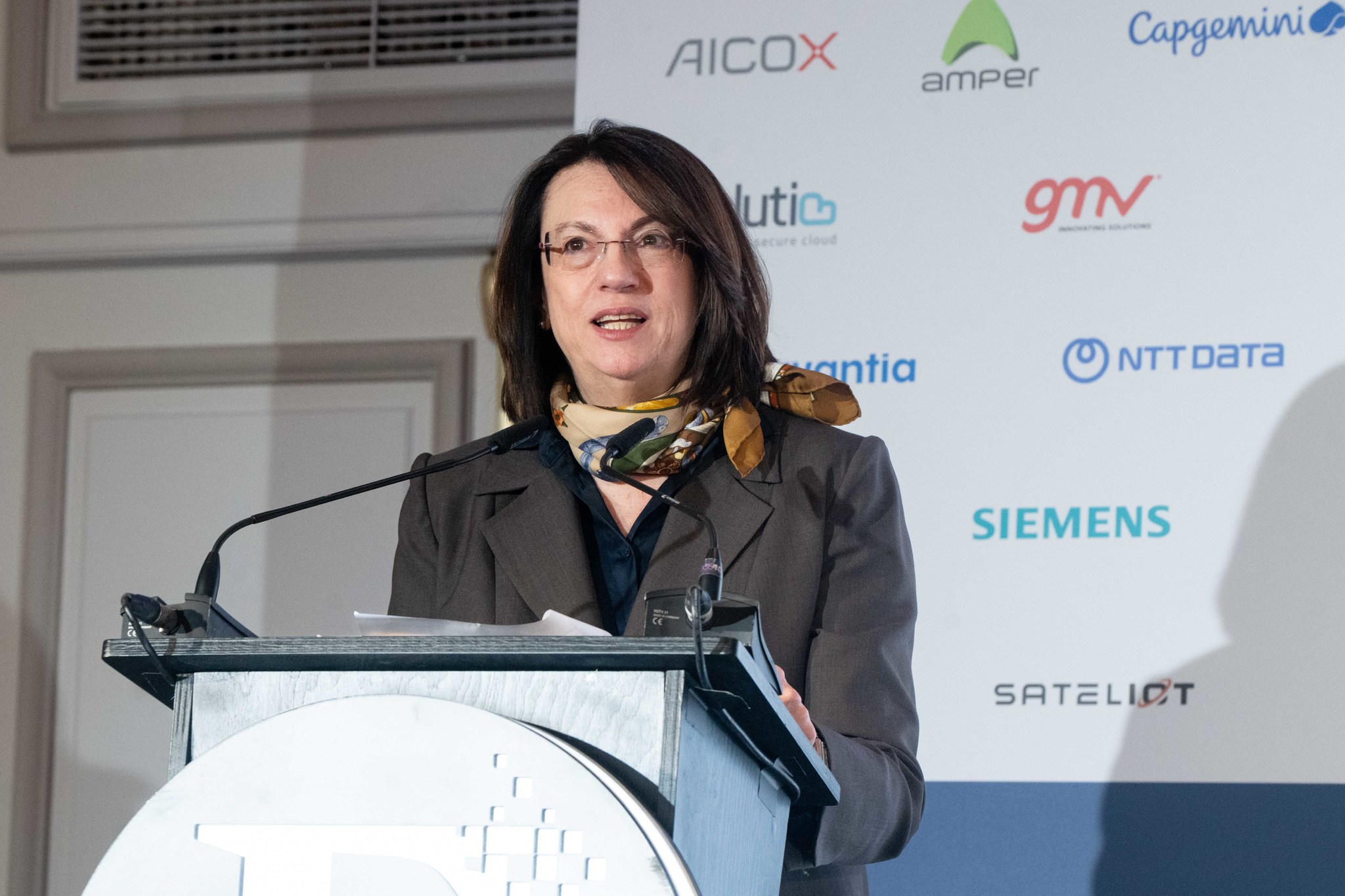 Amparo Valcarce: «Si no producimos en Europa, es posible que no podamos abastecernos»