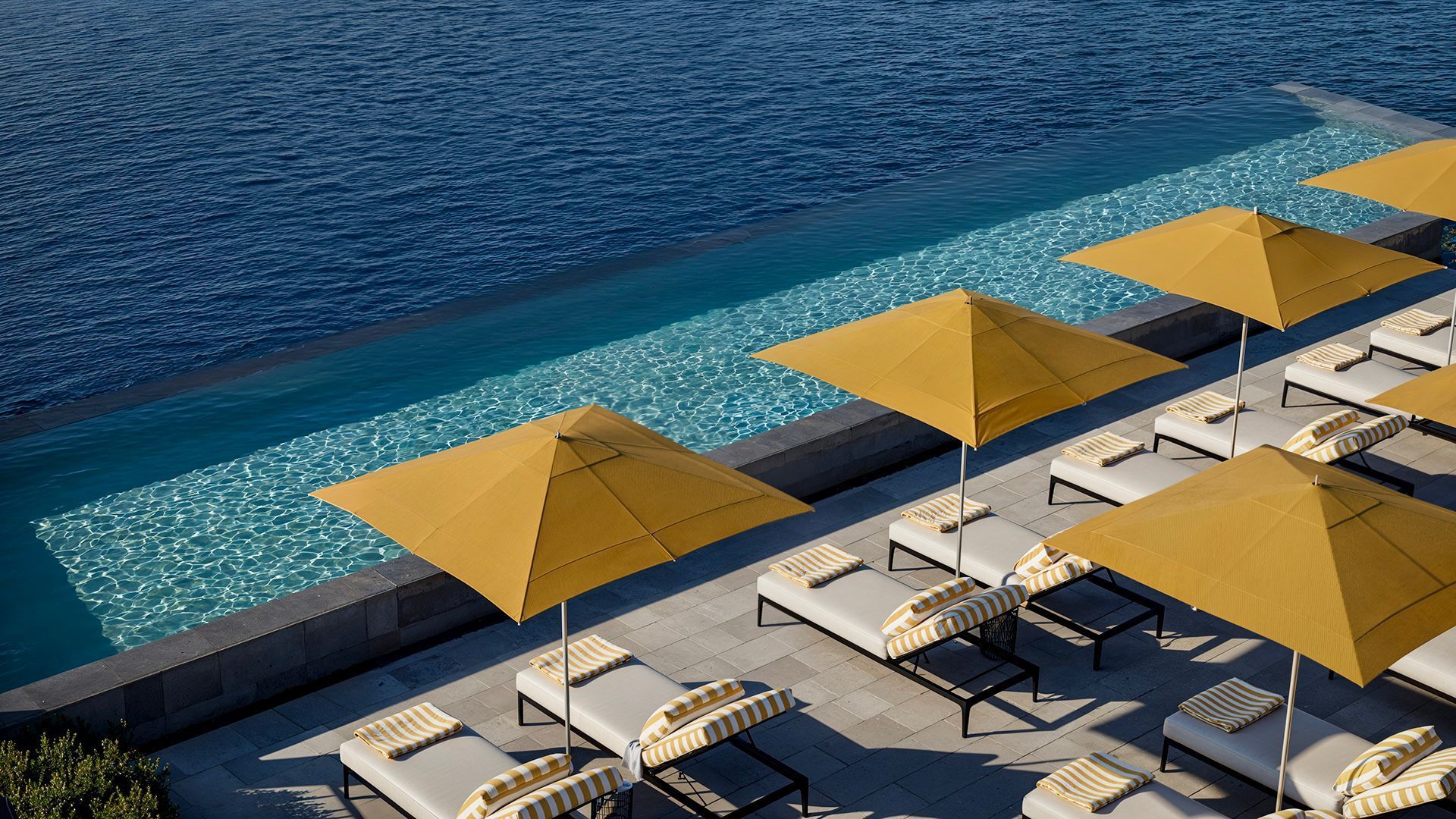 El alma hotelera de los hermanos Sasiambarrena