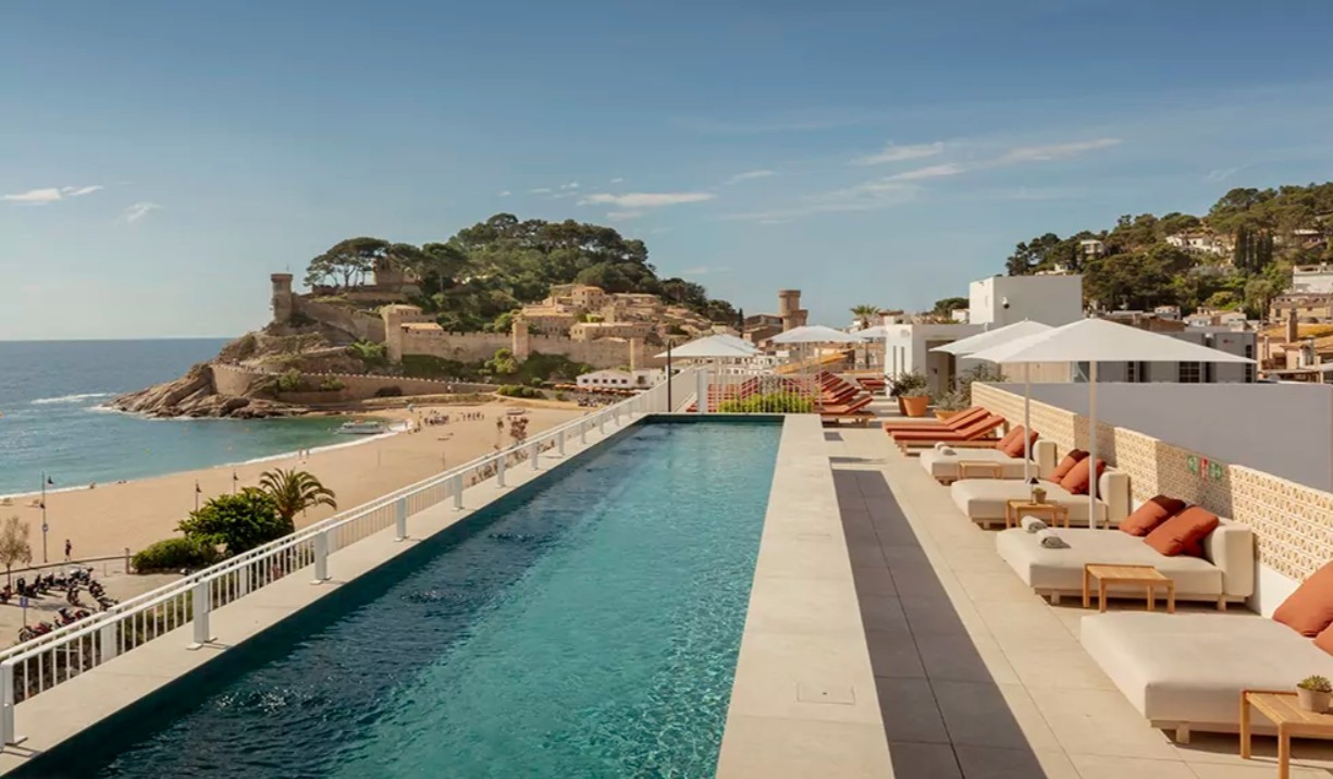 Playa, relax y diseño en la Costa Brava