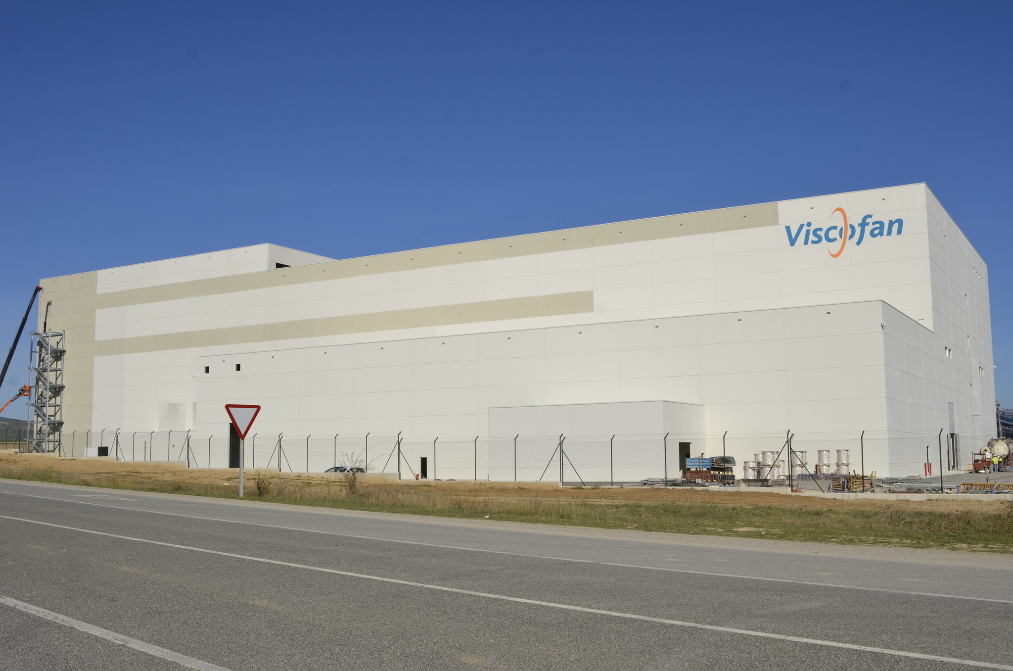 Viscofan eleva un 7,4% su beneficio hasta marzo y se prepara para incrementos de costes por la crisis de Oriente Medio