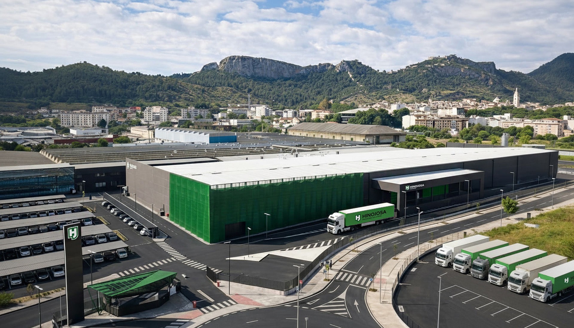 Hinojosa factura 848 millones, un 6% más, tras invertir 60 millones en reforzar capacidad