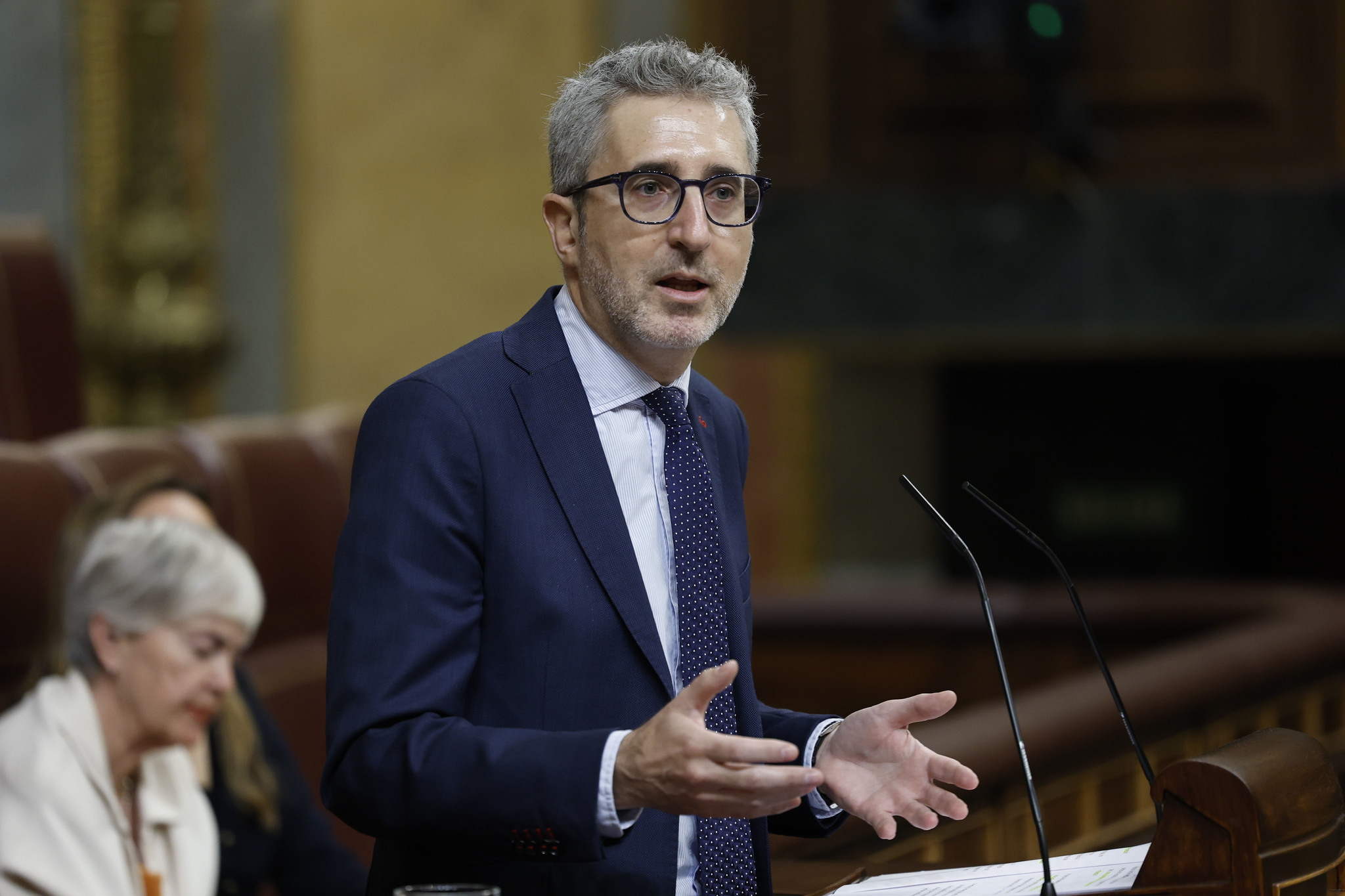 Los impuestos consumen el 35% de renta de los hogares