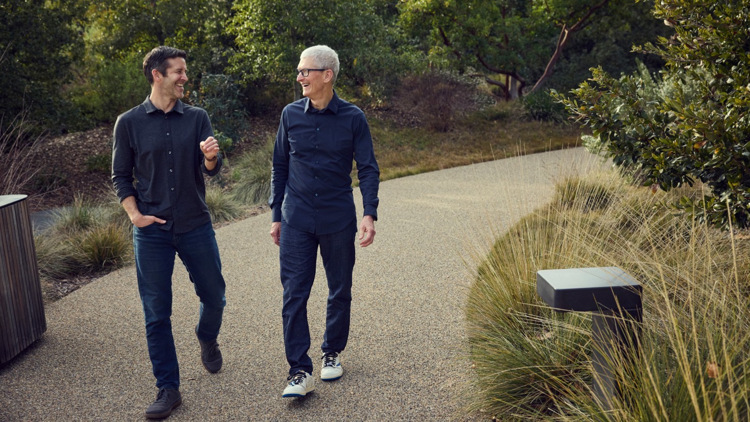 Tim Cook dejará el cargo de CEO  de Apple en septiembre y le sustituirá John Ternus