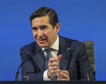 BBVA responde a los neobancos en México con un alza de la cuota a niveles históricos