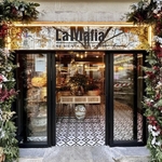 La Mafia se sienta a la mesa se convierte en La Famiglia tras la ofensiva de Italia