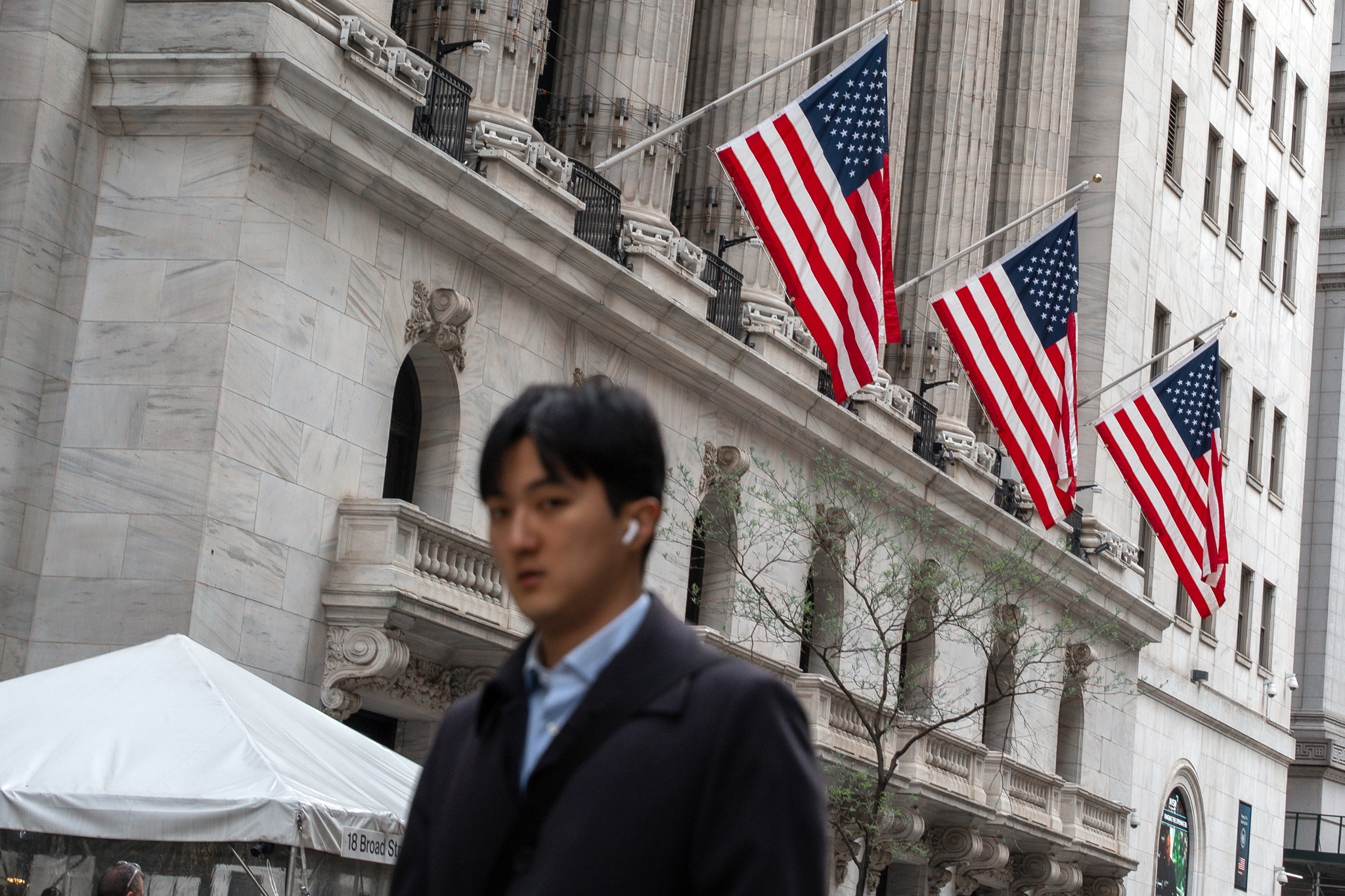 Cómo van a afectar las gigantescas OPV de Wall Street a Ferrovial y CCEP