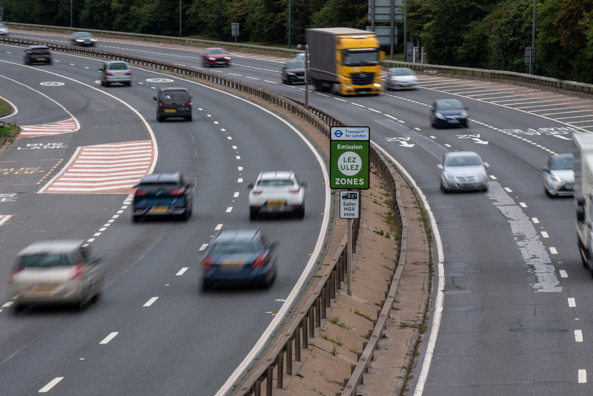 Indra puja por las 4.400 cámaras  de los controles de acceso a Londres