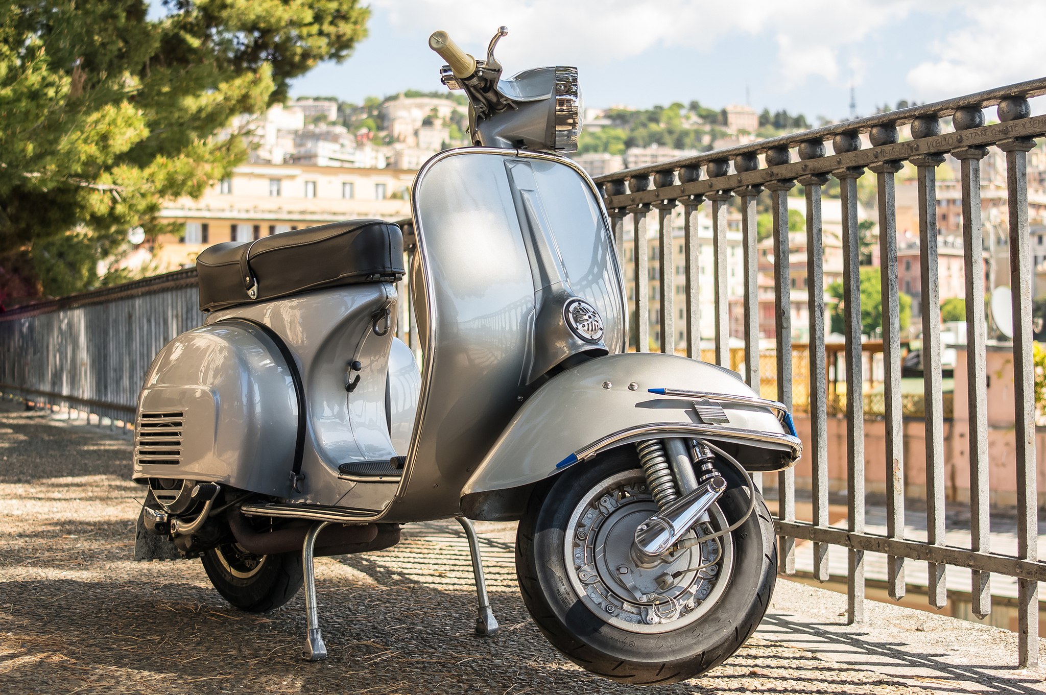 La Vespa cumple hoy 80 años como icono económico y cultural