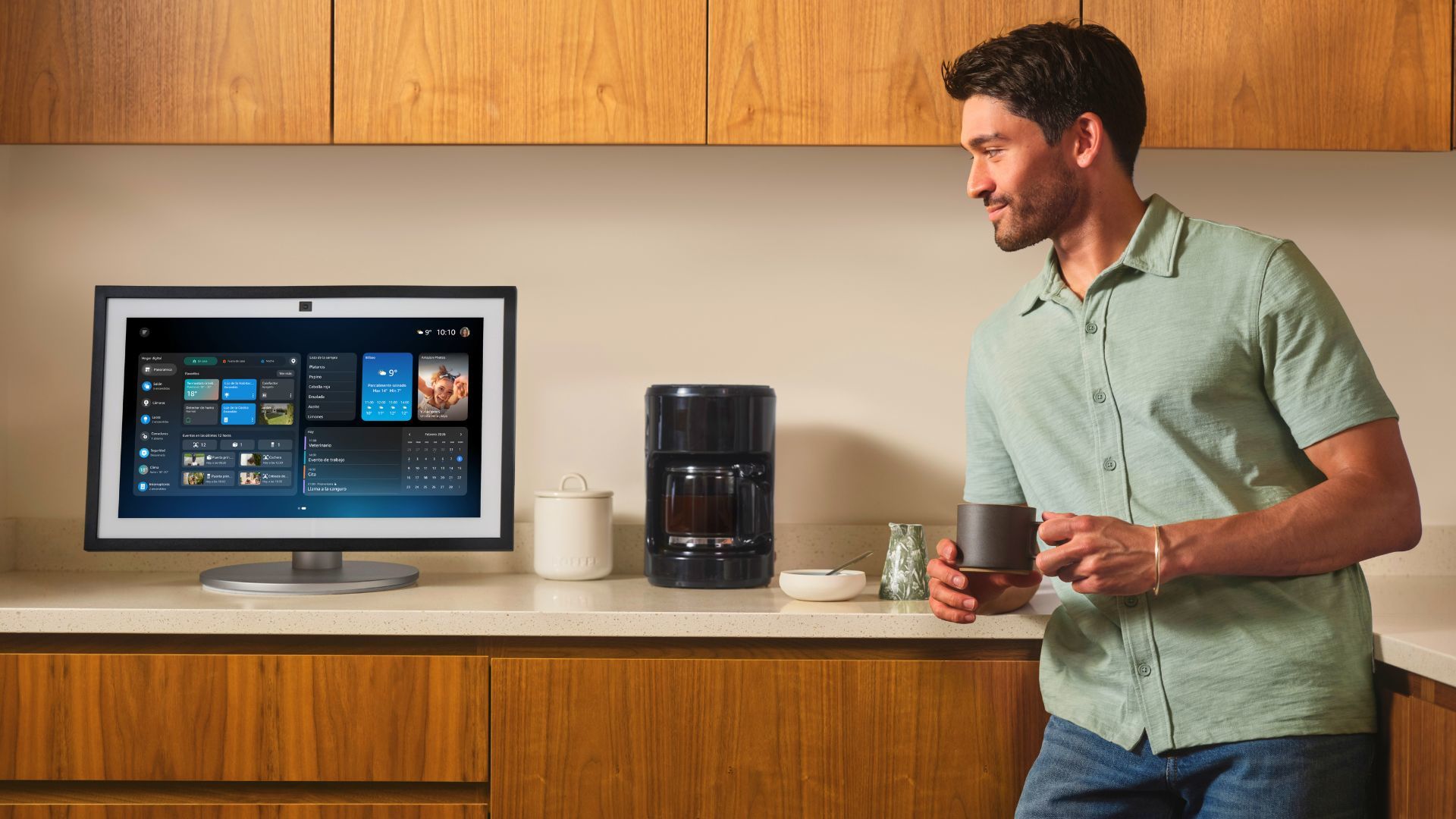 Alexa+ llega a España: qué puede hacer y cuánto cuesta el asistente más inteligente de Amazon