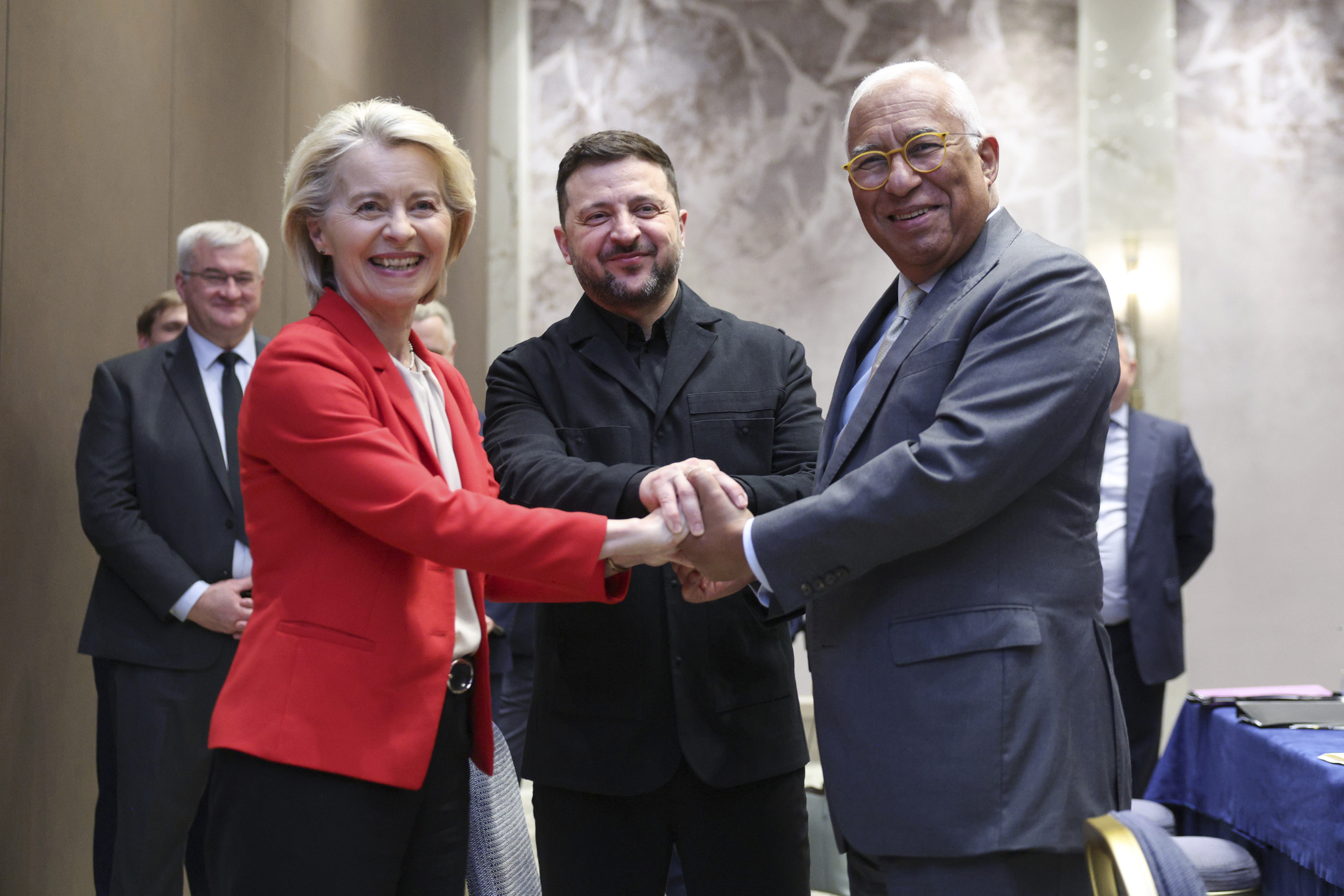 La UE, abierta a avanzar en la adhesión de Ucrania pero con dudas sobre un proceso rápido