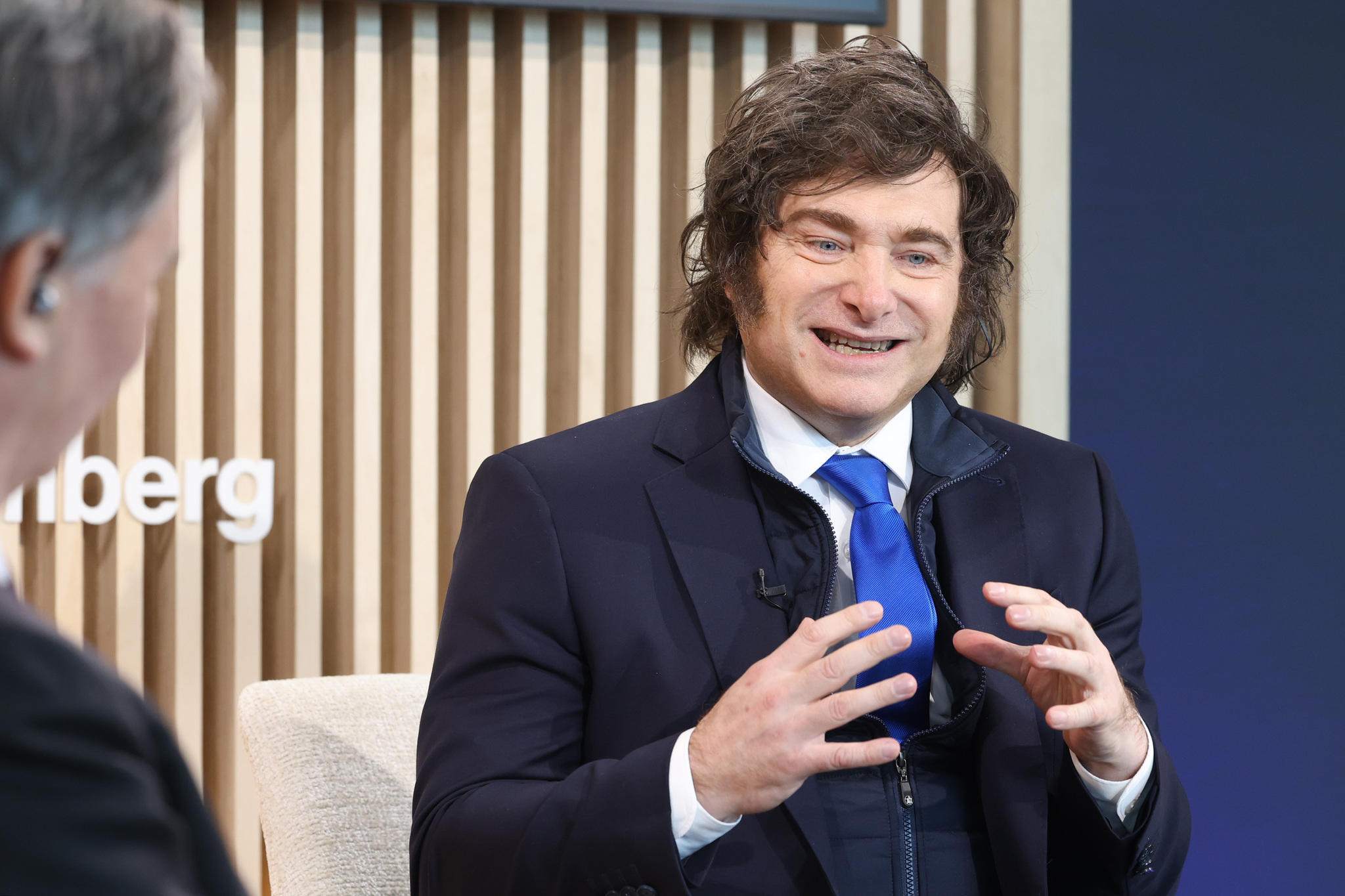 La lucha de Javier Milei contra la inflación en Argentina se estanca