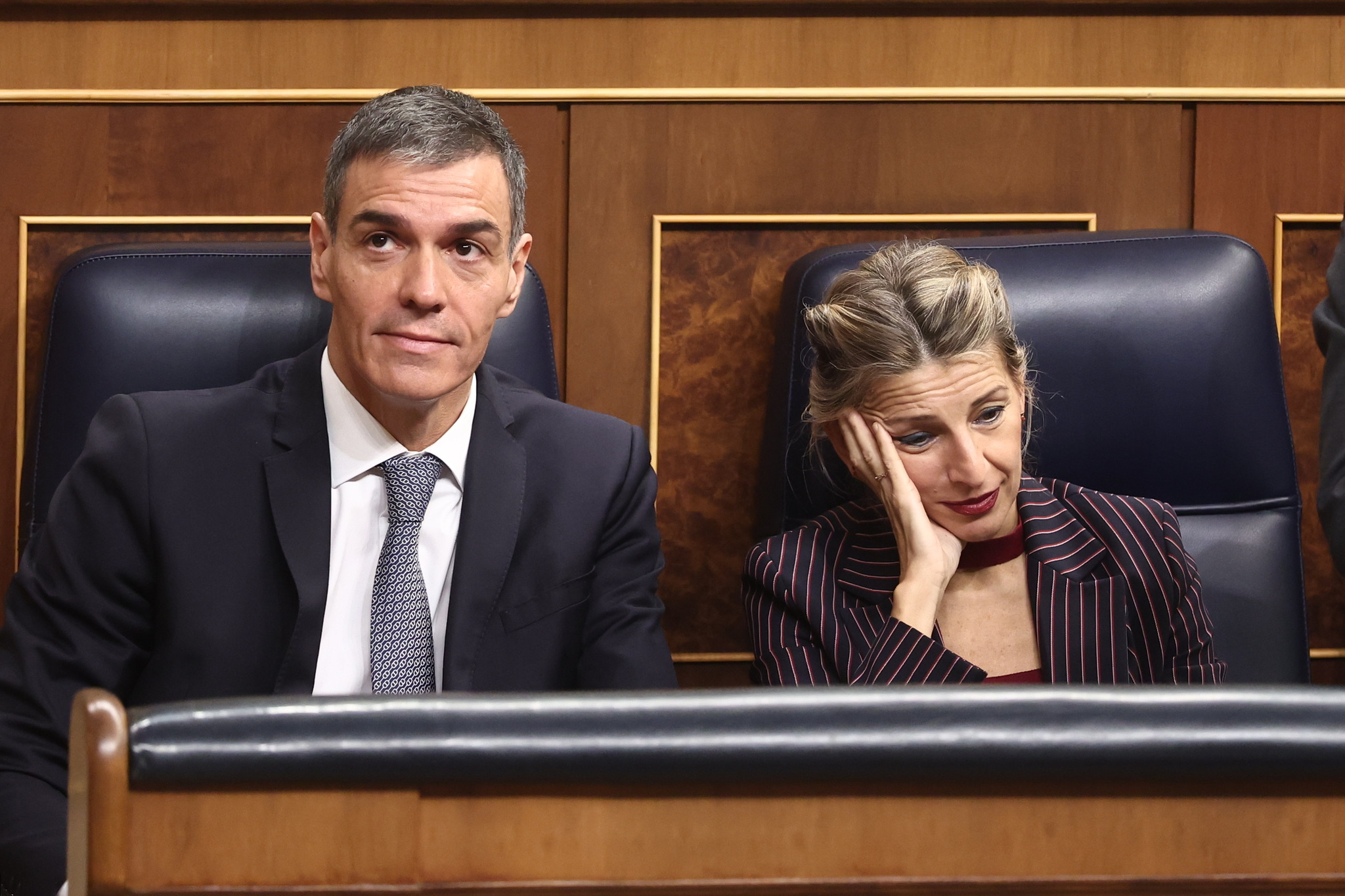 Mantenerse en La Moncloa con el puñal entre los dientes y sin poder gobernar
