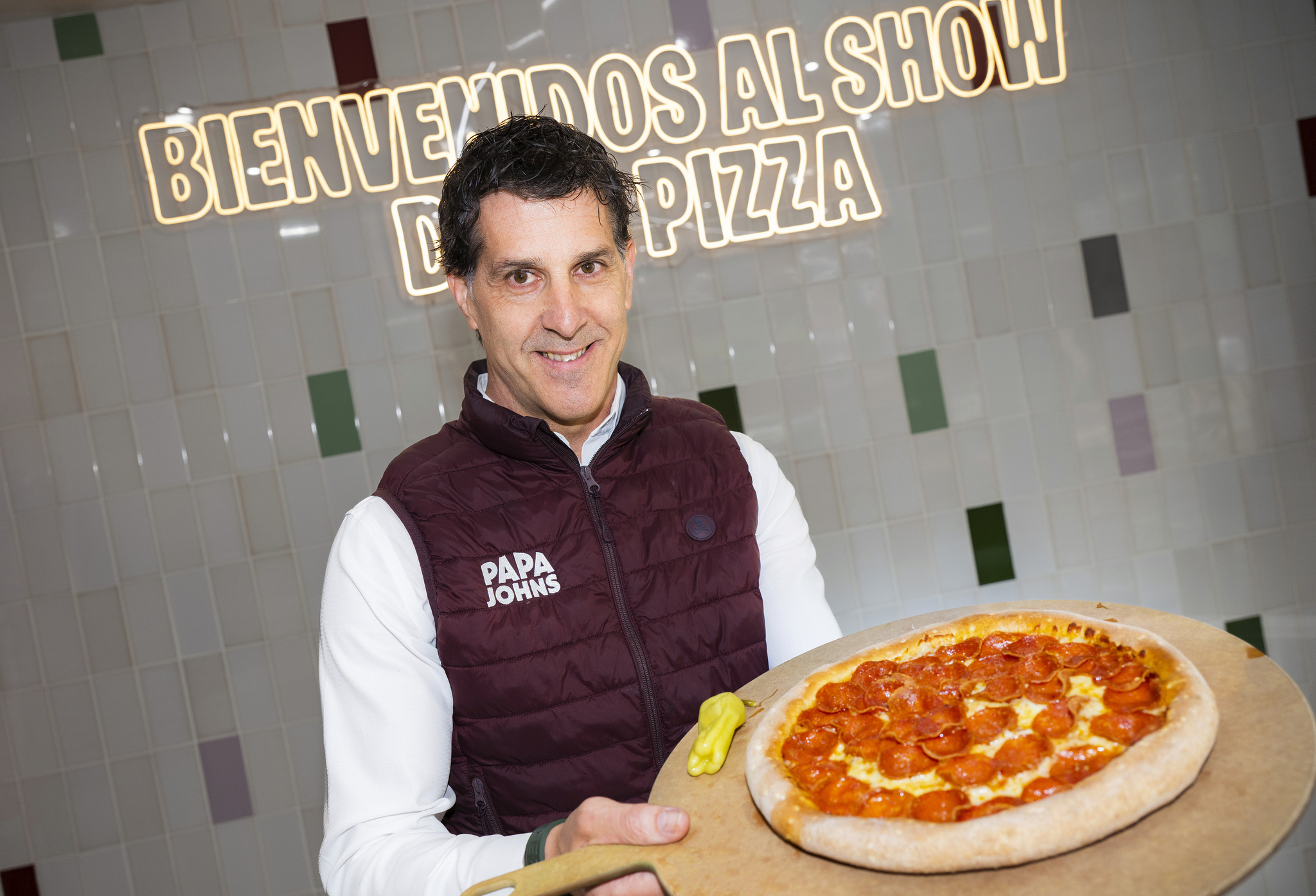 De repartidor de Telepizza a máximo directivo de Papa John's